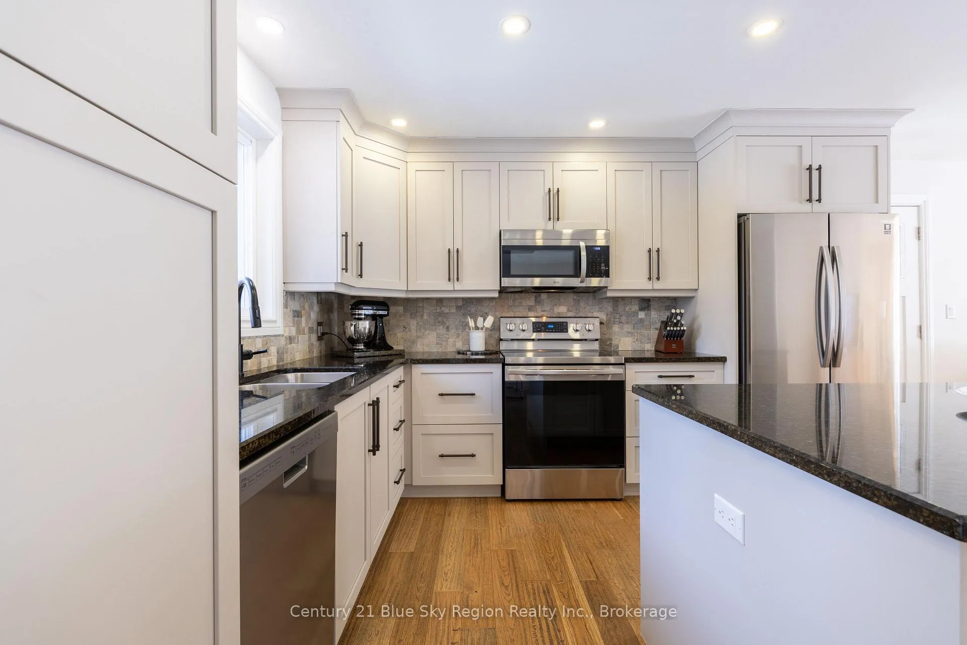 Photo 8 of 20 Catherine Drive, East Ferris, Astorville — HOMEH