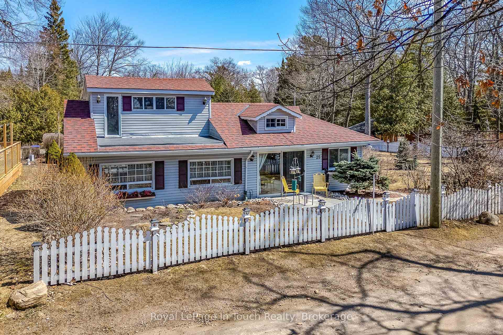 Photo 2 of 25 Yarwood Road, Tiny, Rural Tiny — HOMEH