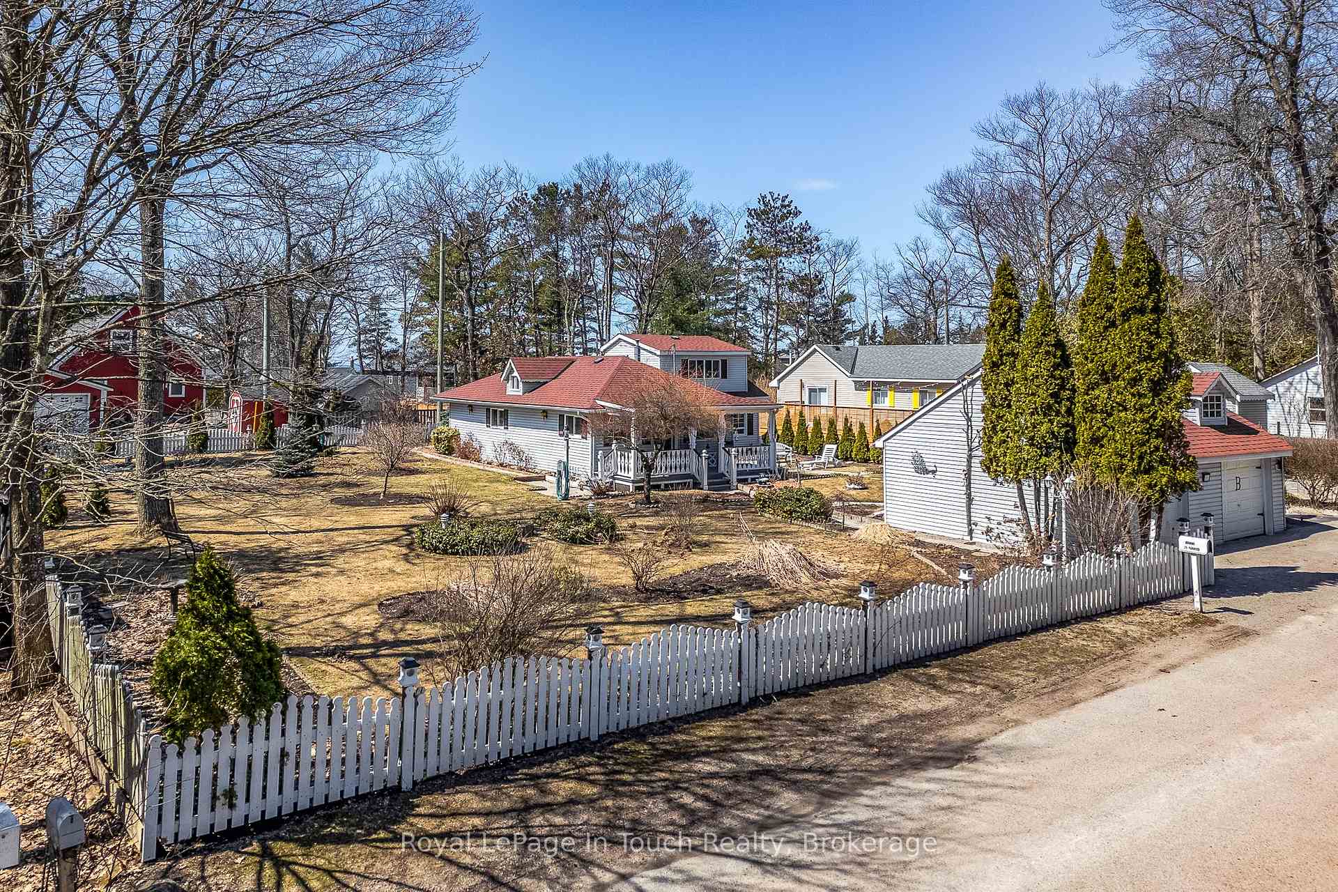 Photo 8 of 25 Yarwood Road, Tiny, Rural Tiny — HOMEH