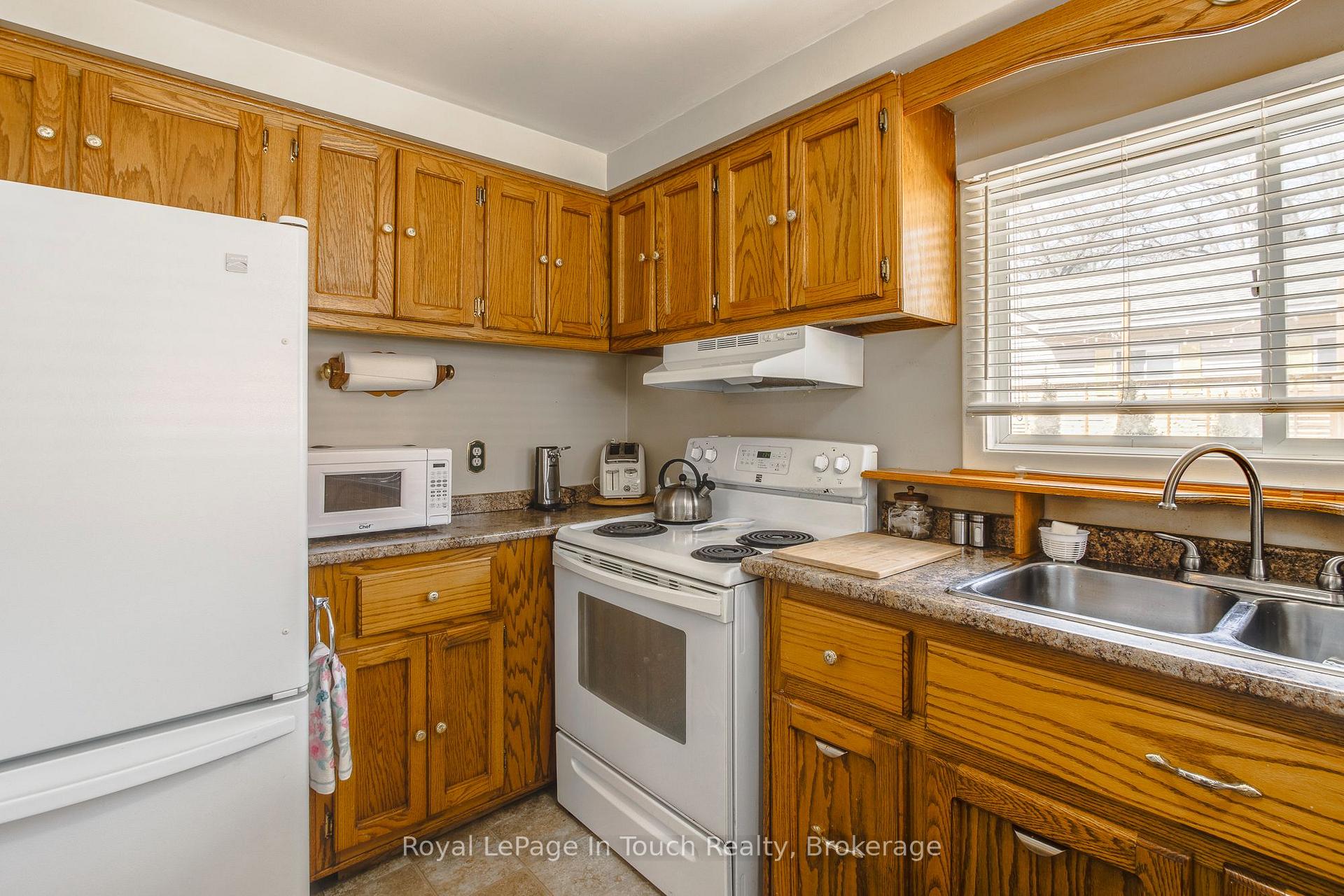 Photo 17 of 25 Yarwood Road, Tiny, Rural Tiny — HOMEH