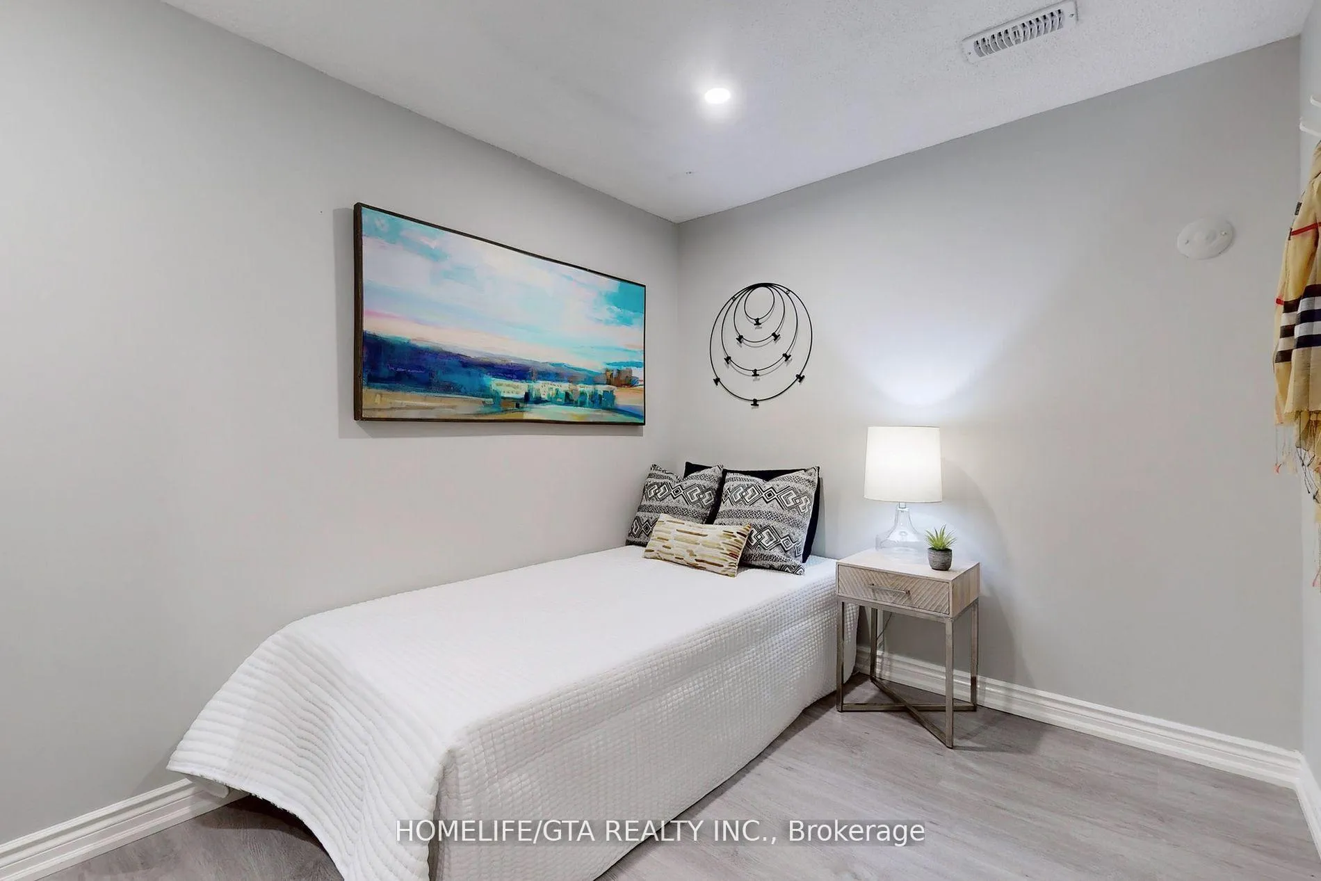 Photo 41 of 16 Woolwick Drive, Scarborough, Woburn — HOMEH