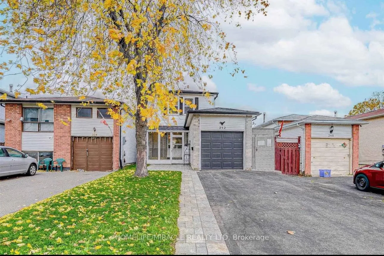 Photo 2 of 252 Lakeview Park Avenue, Oshawa, Lakeview — HOMEH