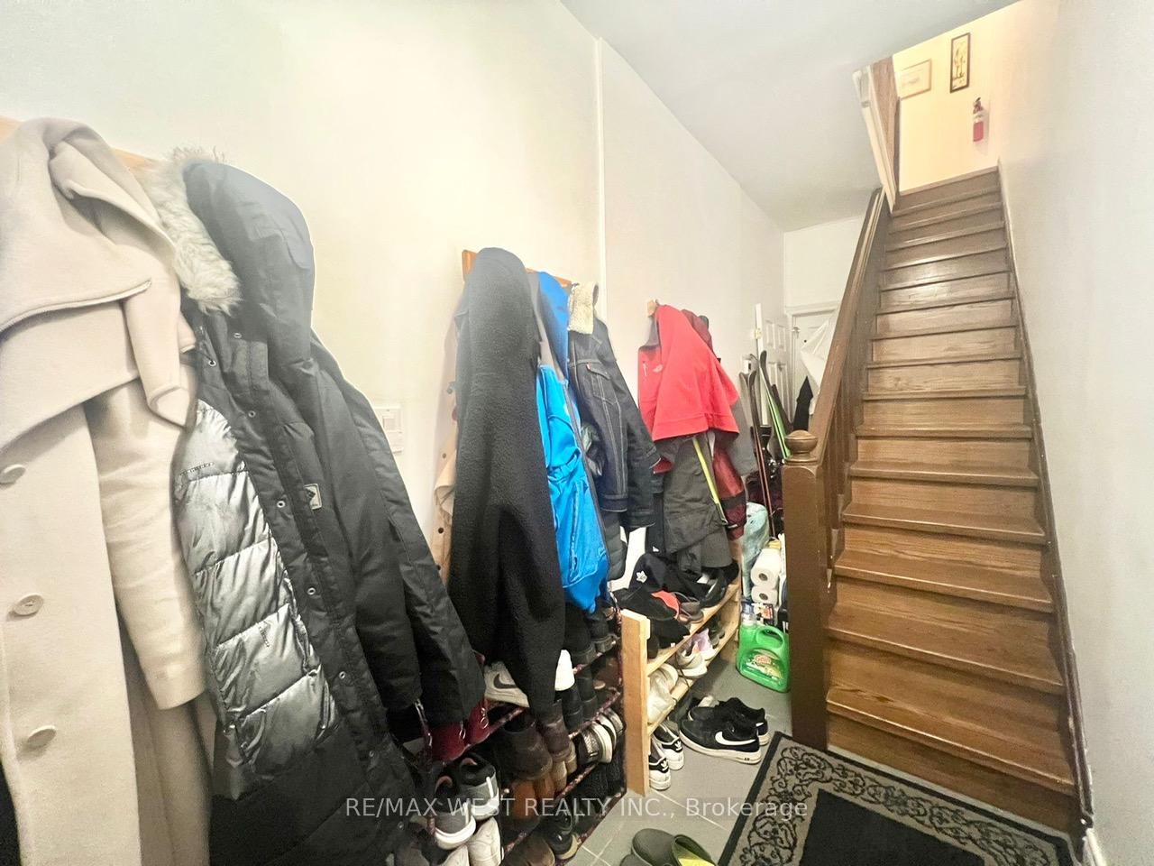 Photo 2 of Unit 2nd&3rd, 1198 Gerrard Street, Toronto, South Riverdale — HOMEH