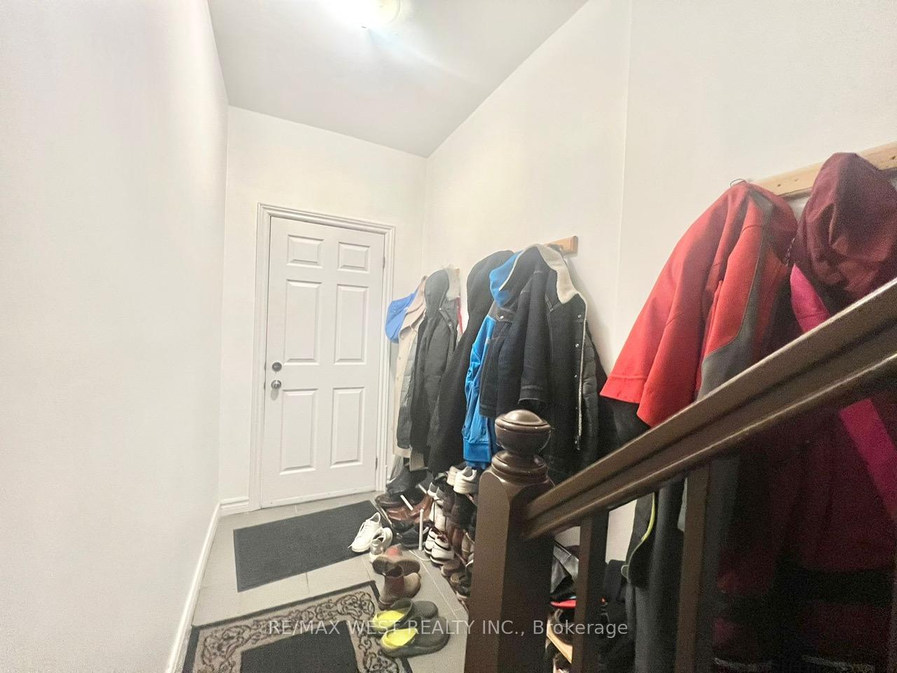 Photo 3 of Unit 2nd&3rd, 1198 Gerrard Street, Toronto, South Riverdale — HOMEH