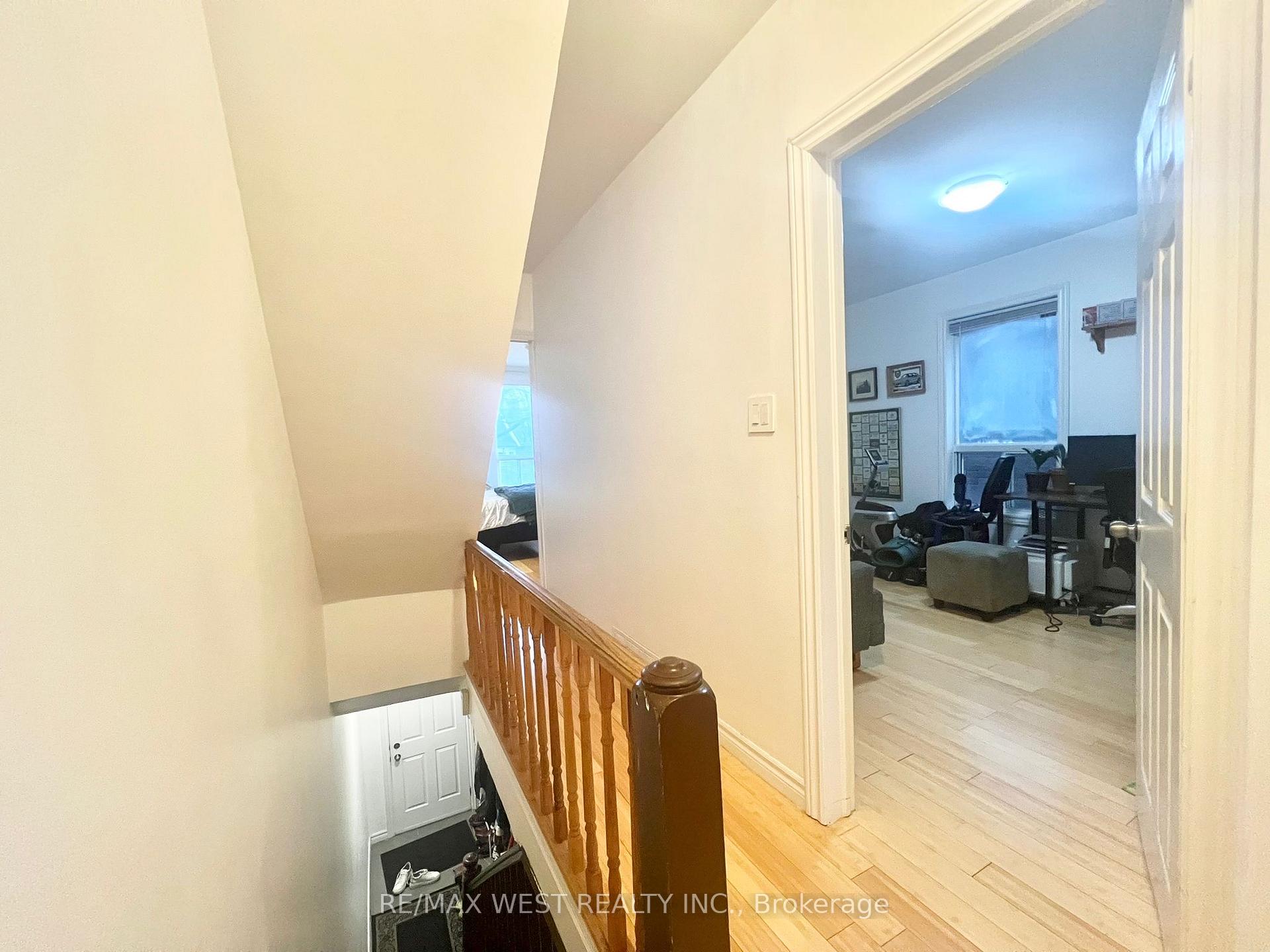 Photo 4 of Unit 2nd&3rd, 1198 Gerrard Street, Toronto, South Riverdale — HOMEH
