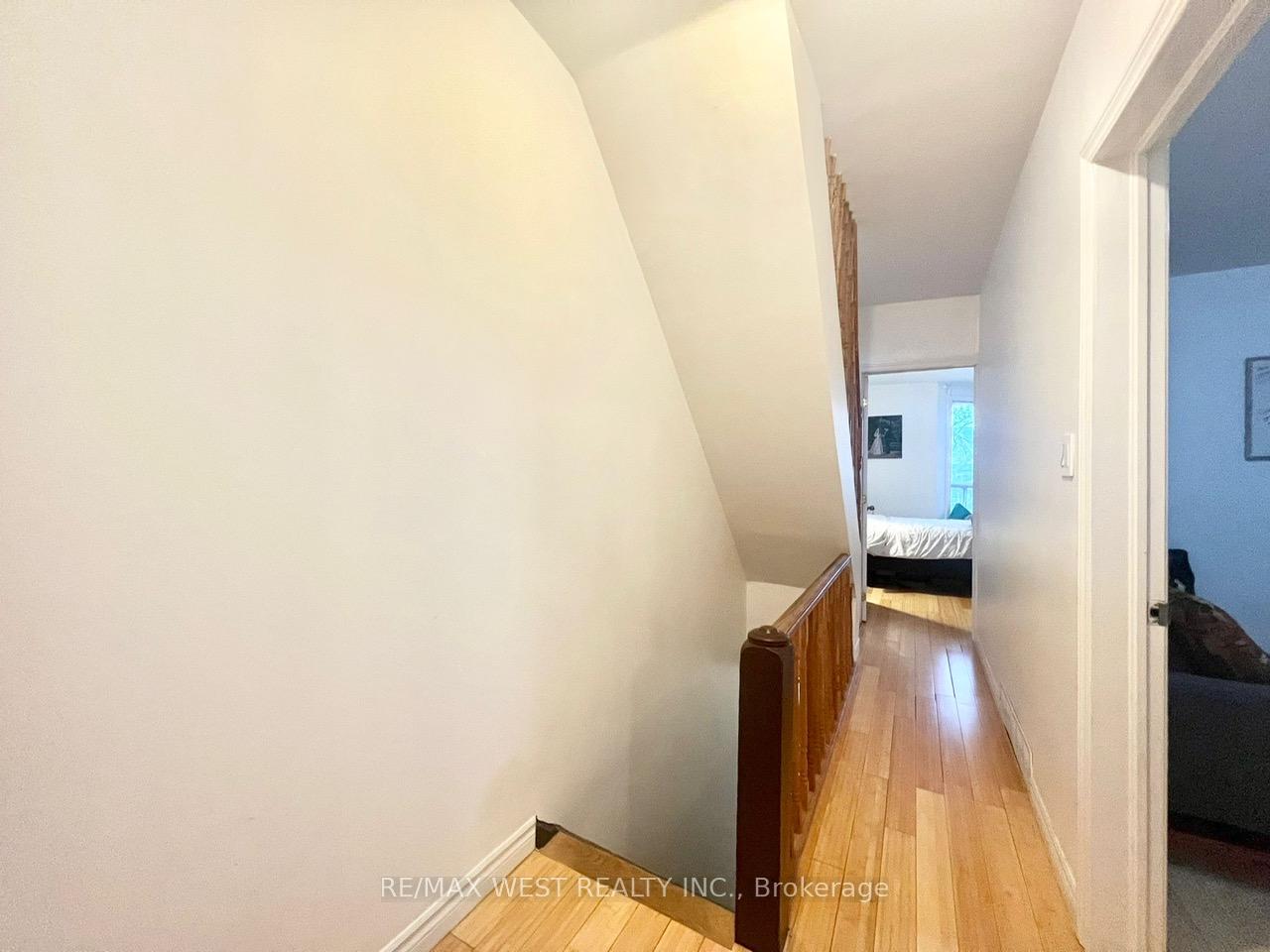 Photo 5 of Unit 2nd&3rd, 1198 Gerrard Street, Toronto, South Riverdale — HOMEH