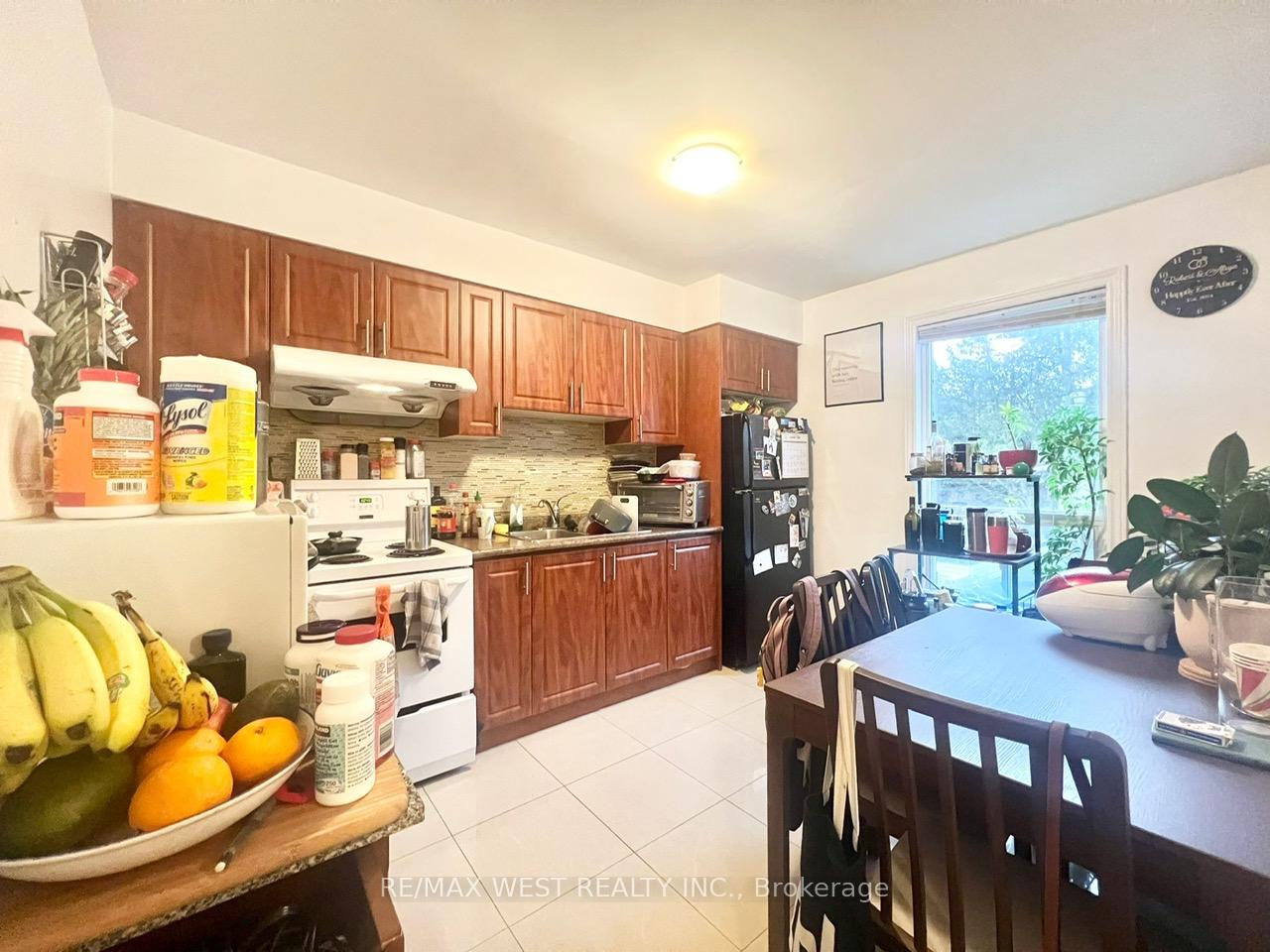 Photo 6 of Unit 2nd&3rd, 1198 Gerrard Street, Toronto, South Riverdale — HOMEH