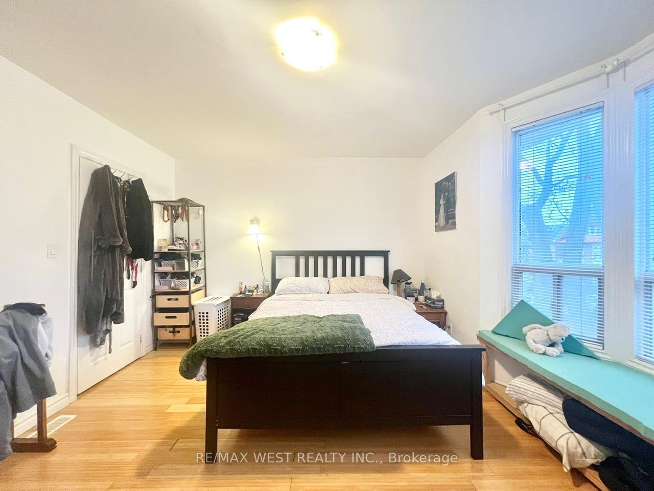 Photo 9 of Unit 2nd&3rd, 1198 Gerrard Street, Toronto, South Riverdale — HOMEH