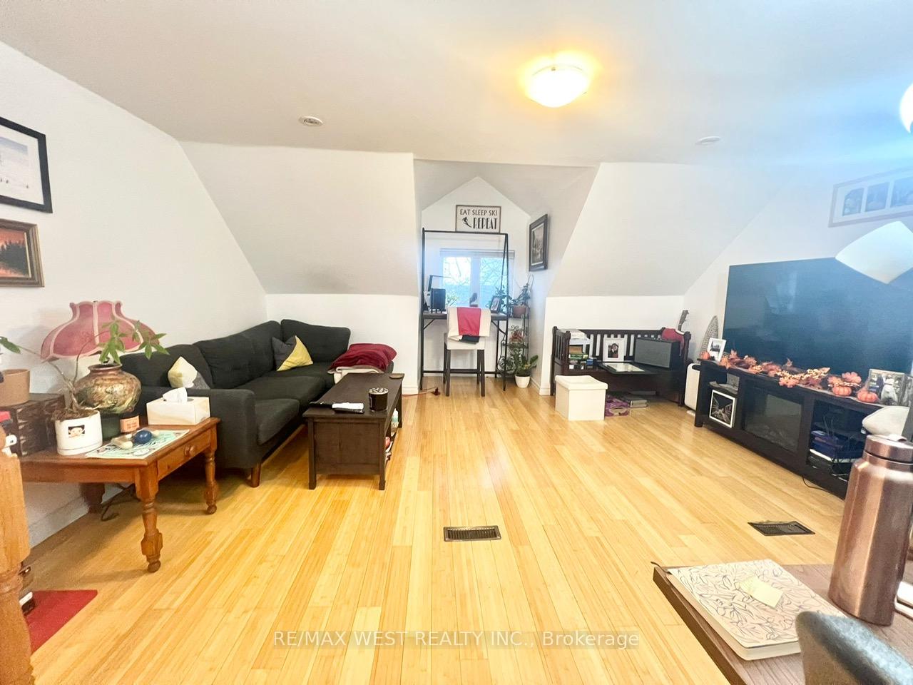 Photo 16 of Unit 2nd&3rd, 1198 Gerrard Street, Toronto, South Riverdale — HOMEH