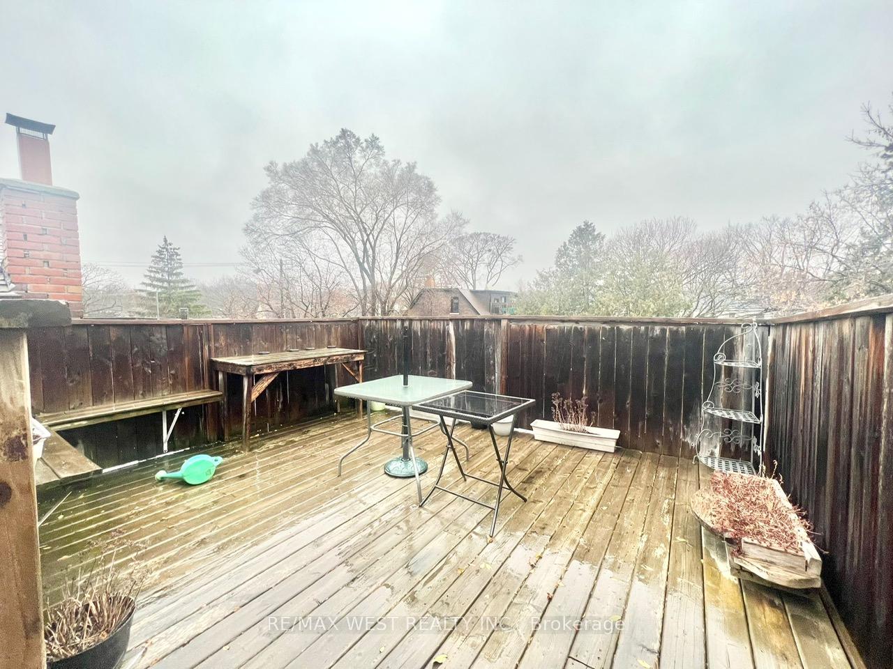 Photo 19 of Unit 2nd&3rd, 1198 Gerrard Street, Toronto, South Riverdale — HOMEH