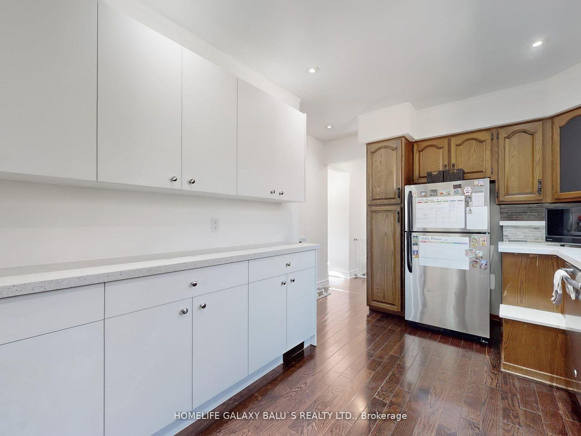 Photo 13 of 28 Ronway Crescent, Scarborough, Woburn — HOMEH