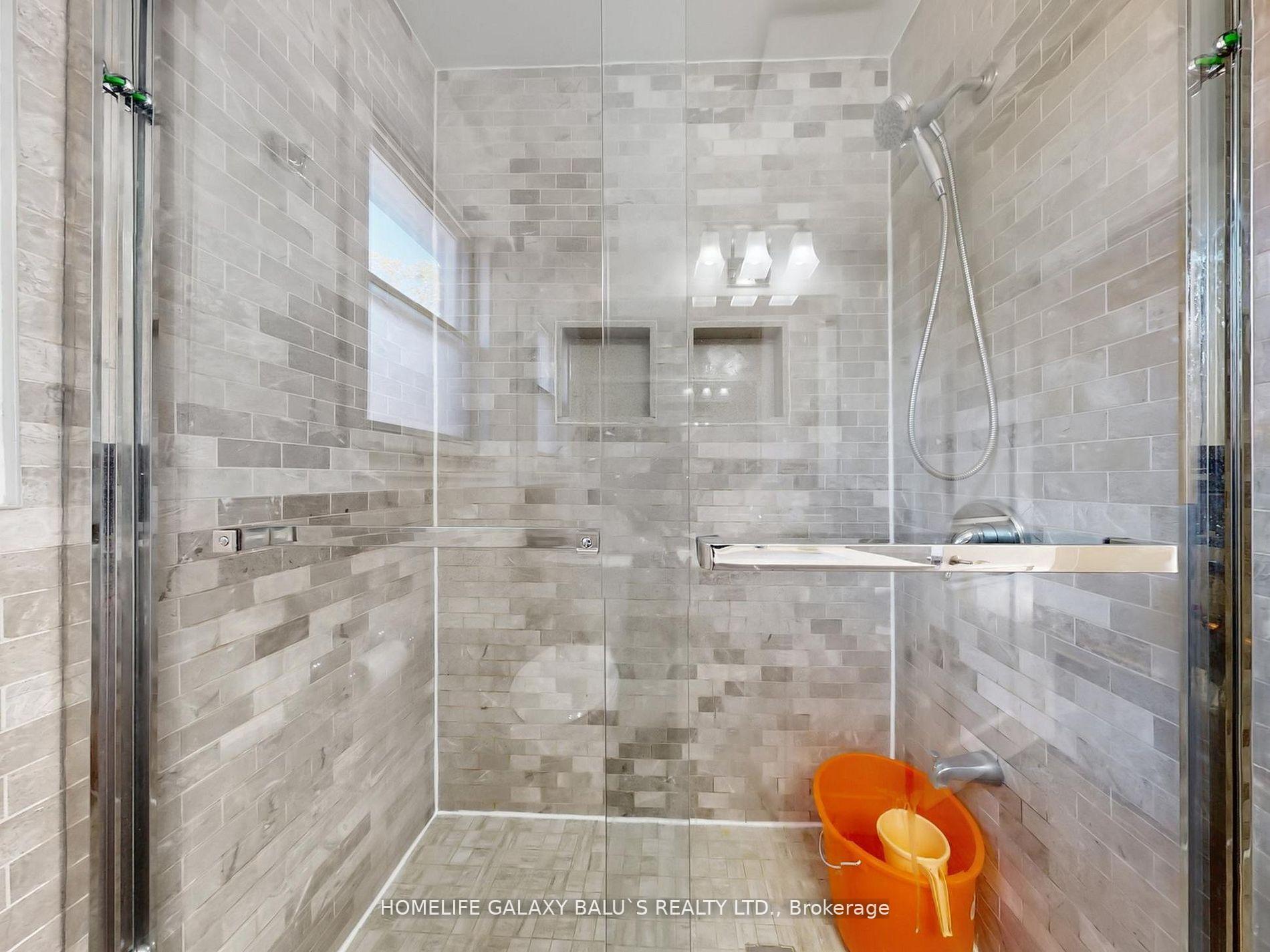Photo 25 of 28 Ronway Crescent, Scarborough, Woburn — HOMEH