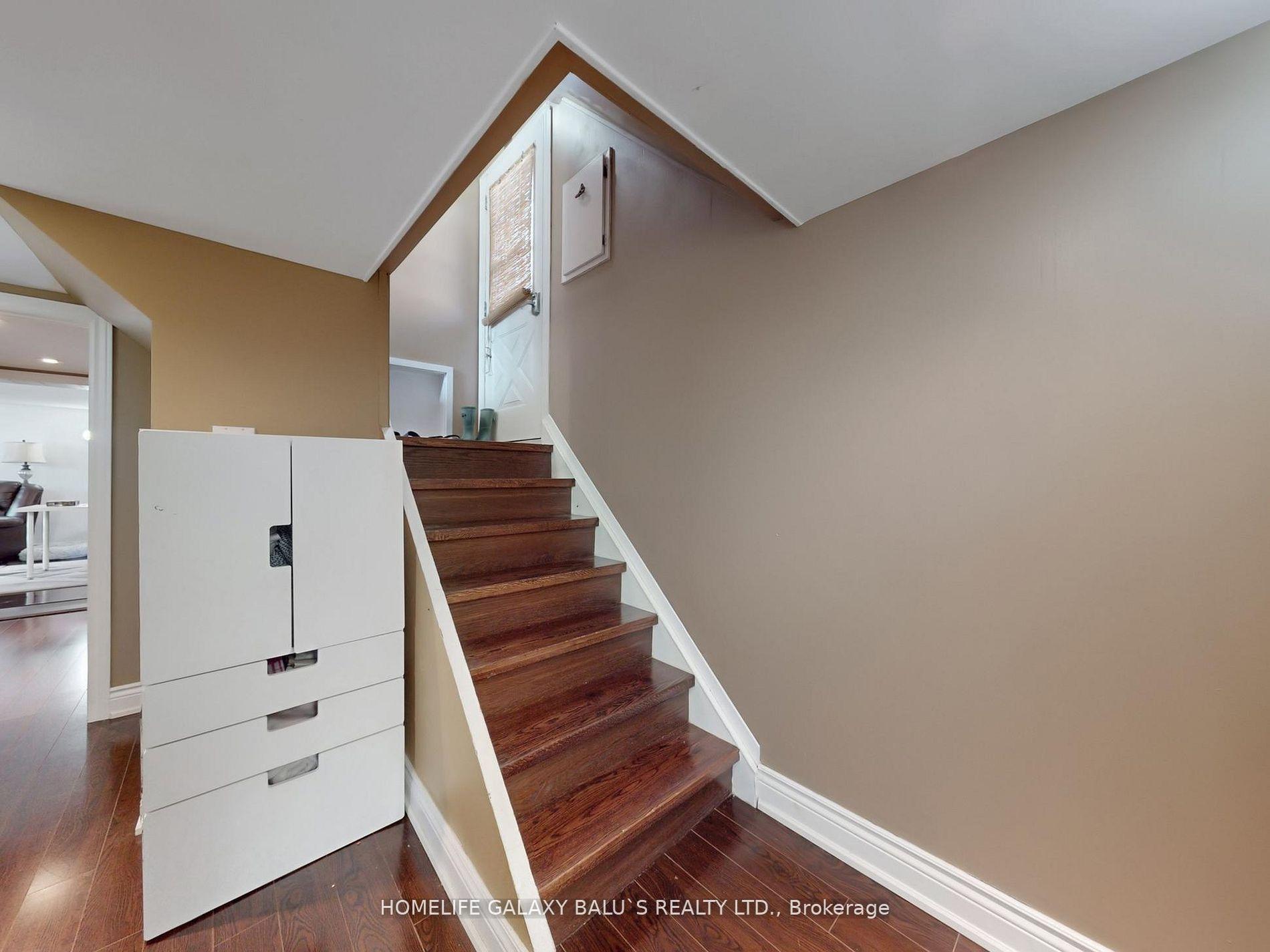 Photo 27 of 28 Ronway Crescent, Scarborough, Woburn — HOMEH