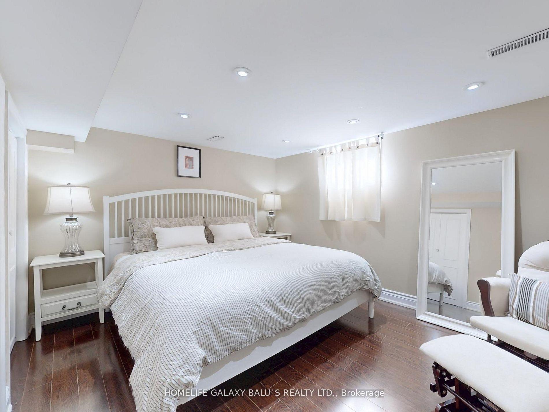 Photo 38 of 28 Ronway Crescent, Scarborough, Woburn — HOMEH