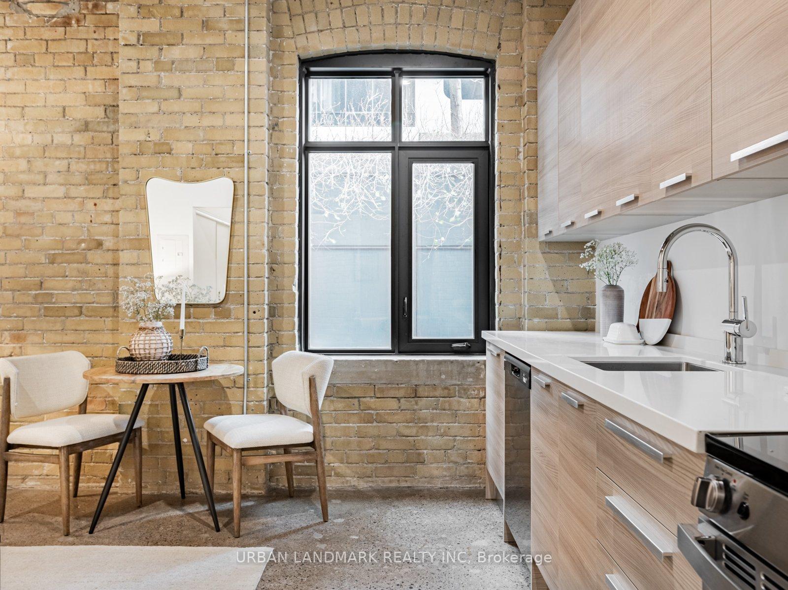 Photo 7 of Unit 203, 9 St Nicholas Street, Toronto, Bay Street Corridor — HOMEH