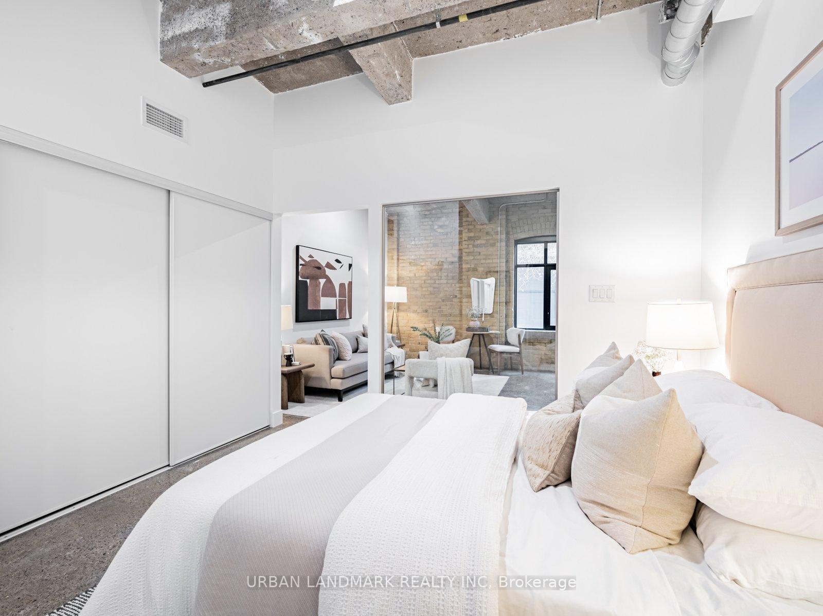 Photo 10 of Unit 203, 9 St Nicholas Street, Toronto, Bay Street Corridor — HOMEH