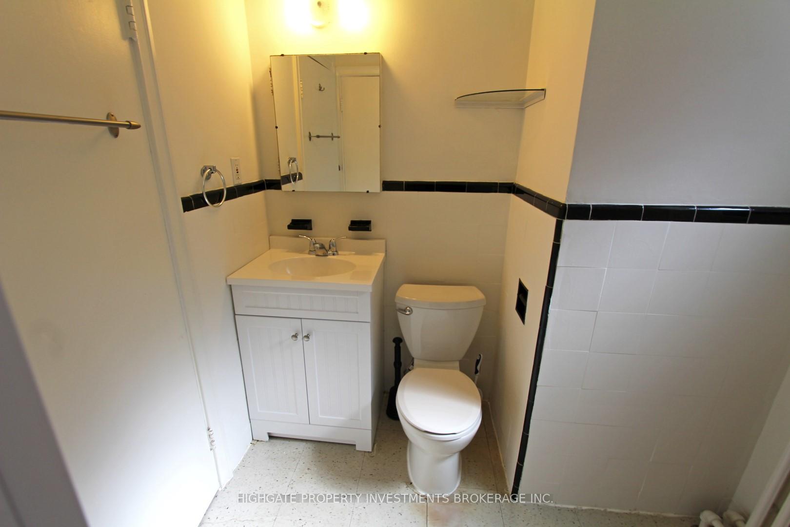 Photo 6 of Unit 2, 981 Avenue Road, Toronto, Yonge-Eglinton — HOMEH