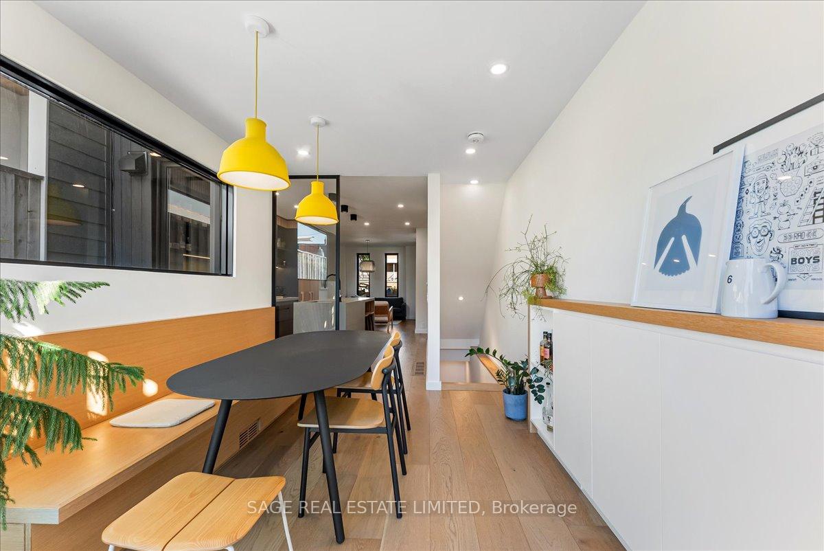 Photo 20 of 17 Gordon Street, Toronto, Little Portugal — HOMEH
