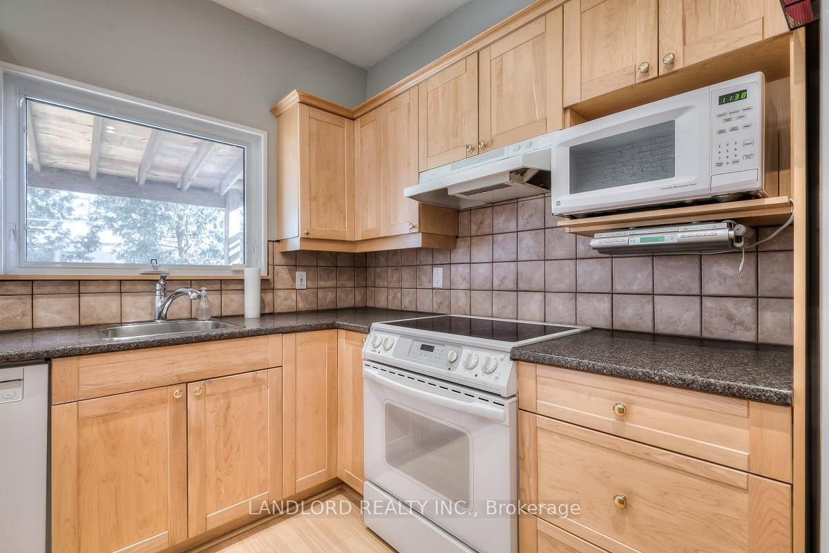 Photo 4 of 11 Marjory Avenue, Toronto, South Riverdale — HOMEH