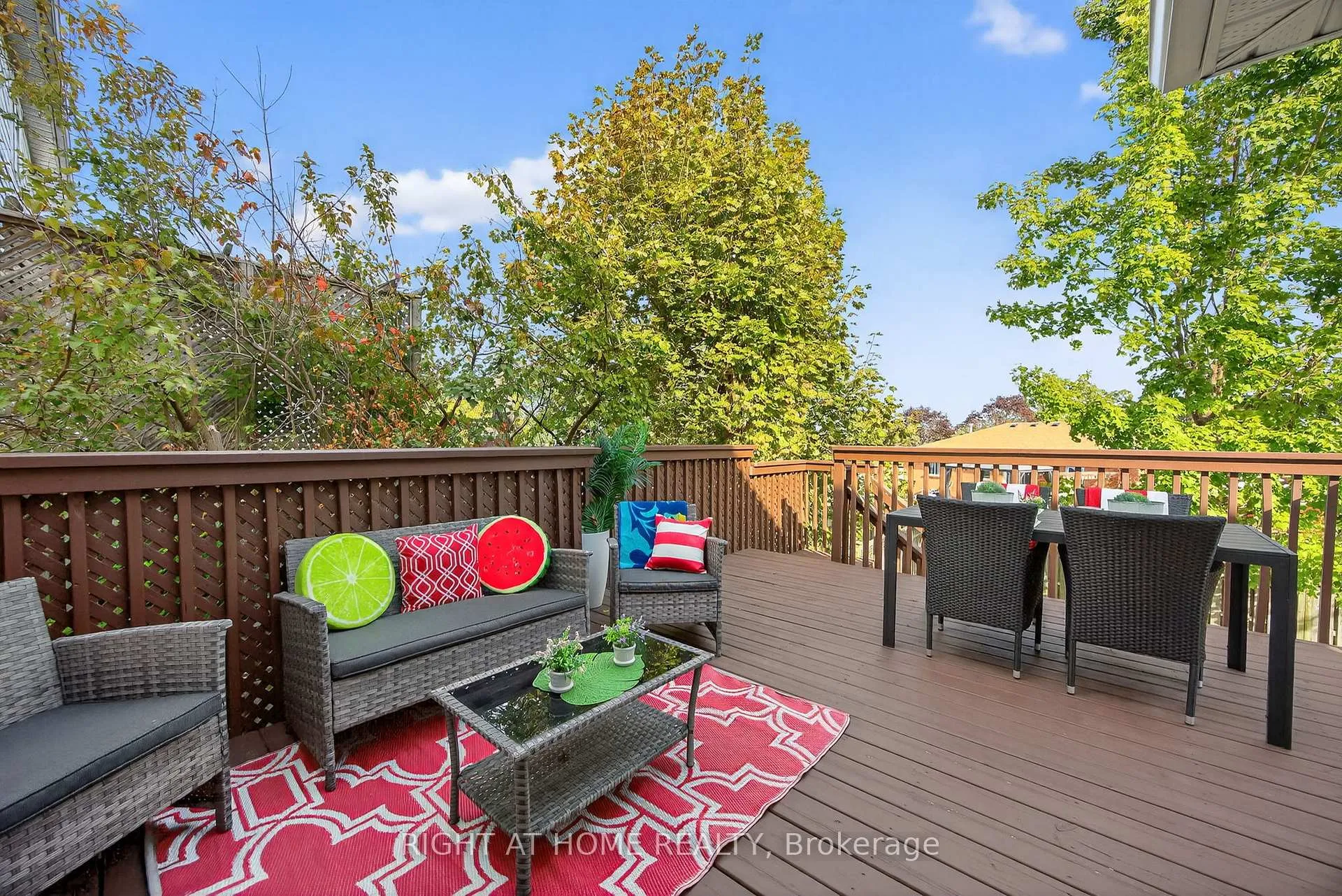 Photo 24 of 13 Orwell Crescent, Barrie, Letitia Heights — HOMEH