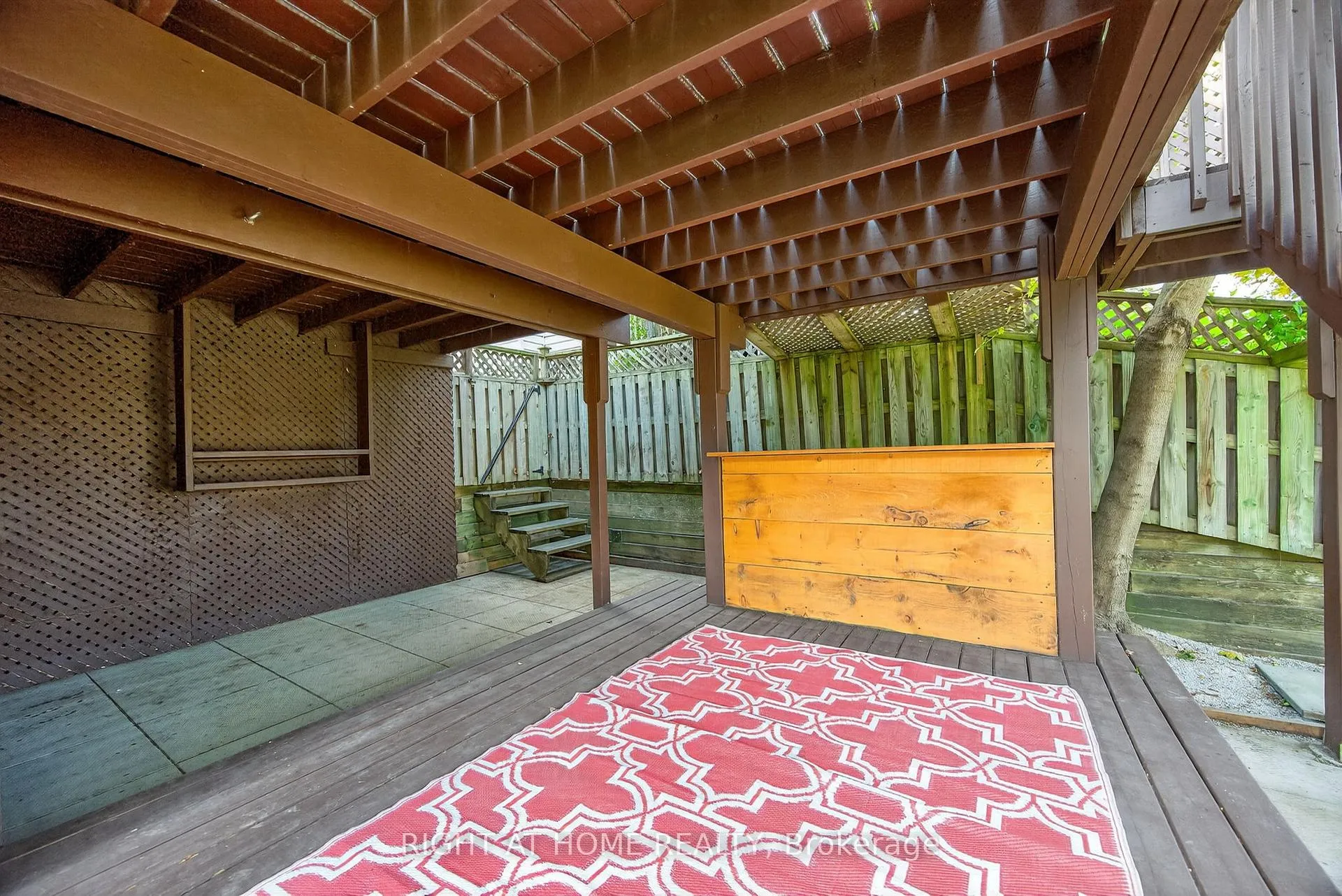 Photo 26 of 13 Orwell Crescent, Barrie, Letitia Heights — HOMEH