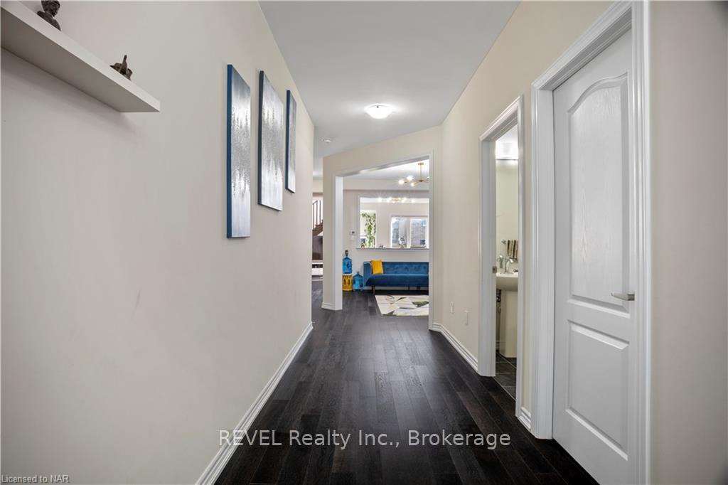 Photo 4 of 22 Frontier Drive, Thorold, Rolling Meadows — HOMEH