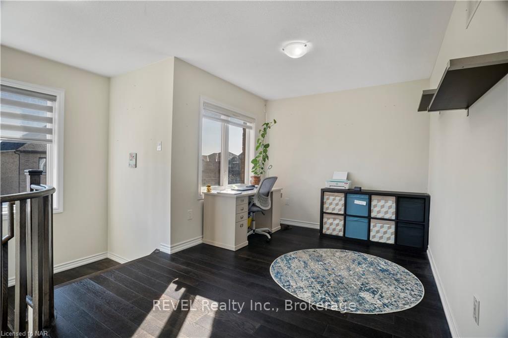 Photo 14 of 22 Frontier Drive, Thorold, Rolling Meadows — HOMEH