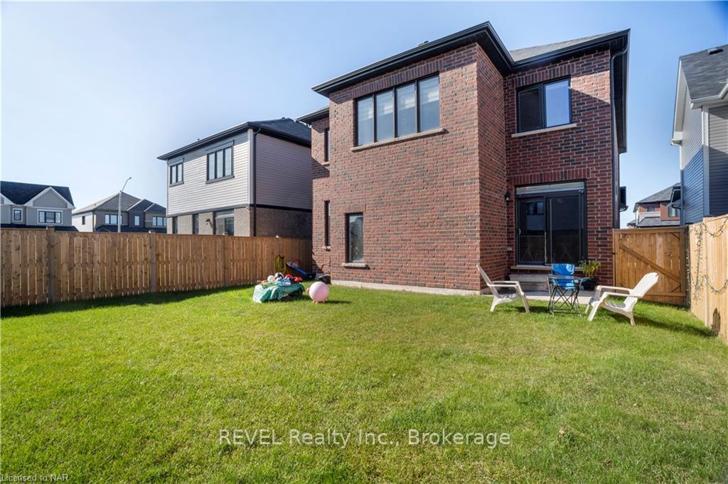 Photo 27 of 22 Frontier Drive, Thorold, Rolling Meadows — HOMEH
