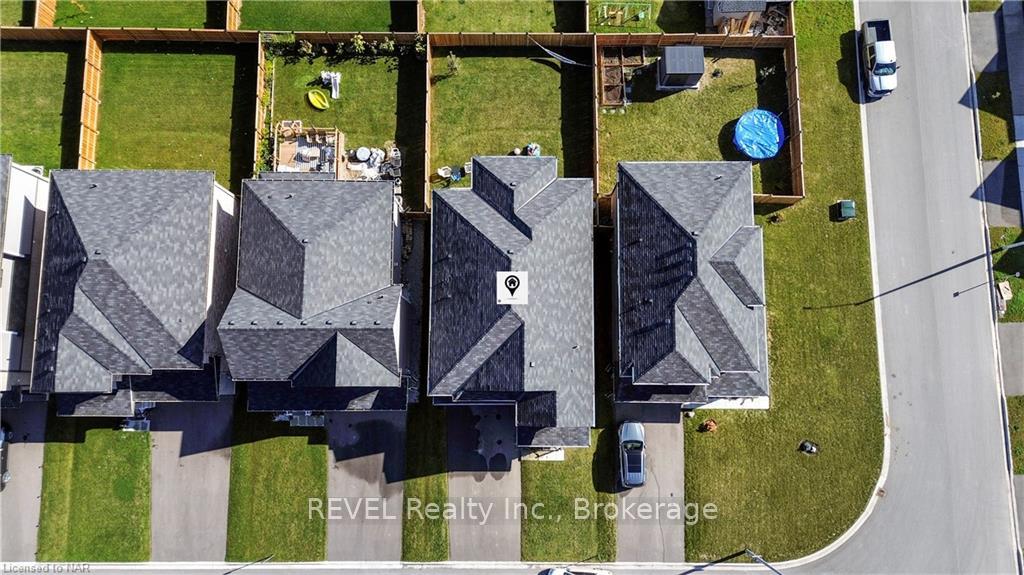 Photo 28 of 22 Frontier Drive, Thorold, Rolling Meadows — HOMEH