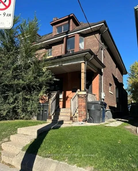 Front of Unit Lower, 563 Ossington Avenue