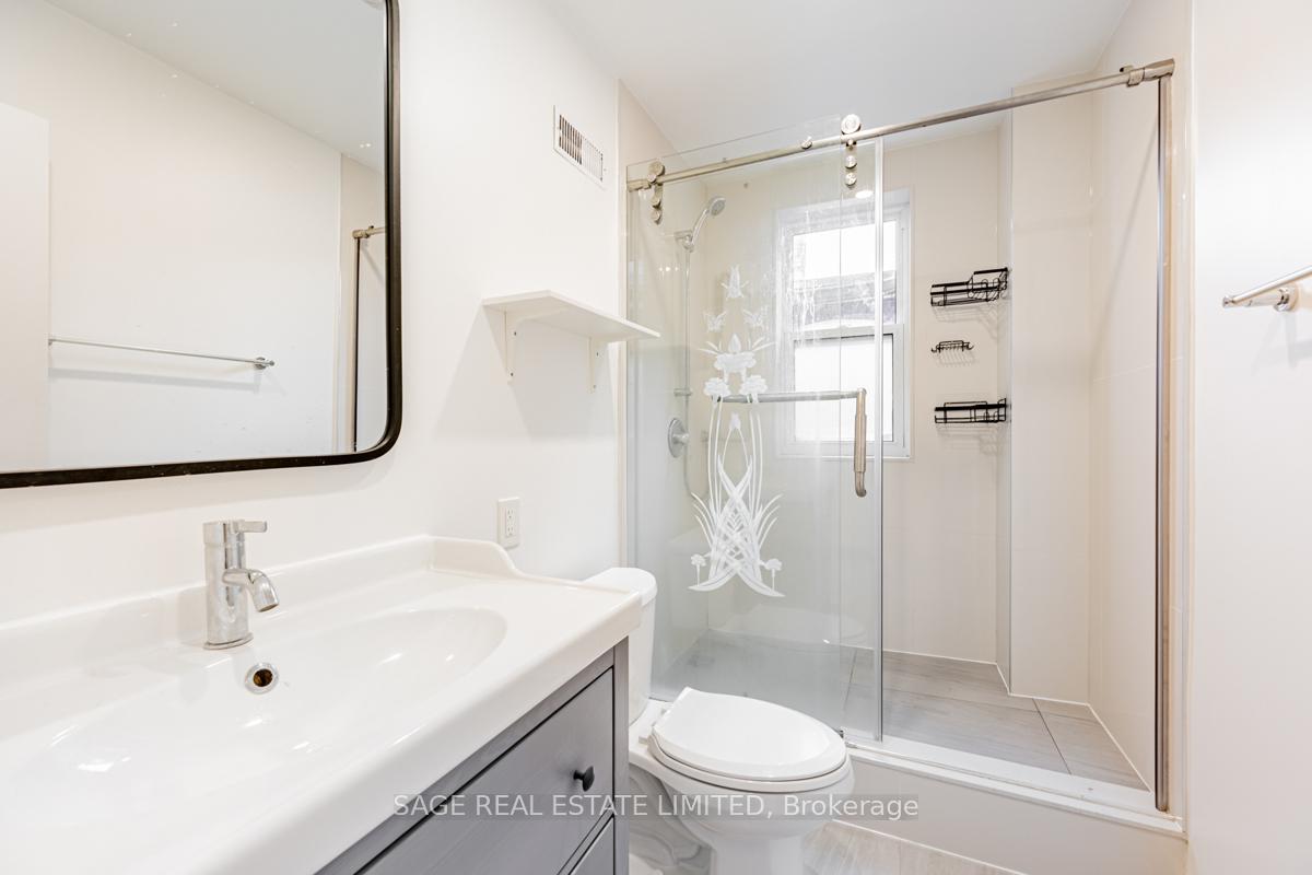 Photo 13 of Unit UPPER, 130 Marchmount Road, Toronto, Wychwood — HOMEH