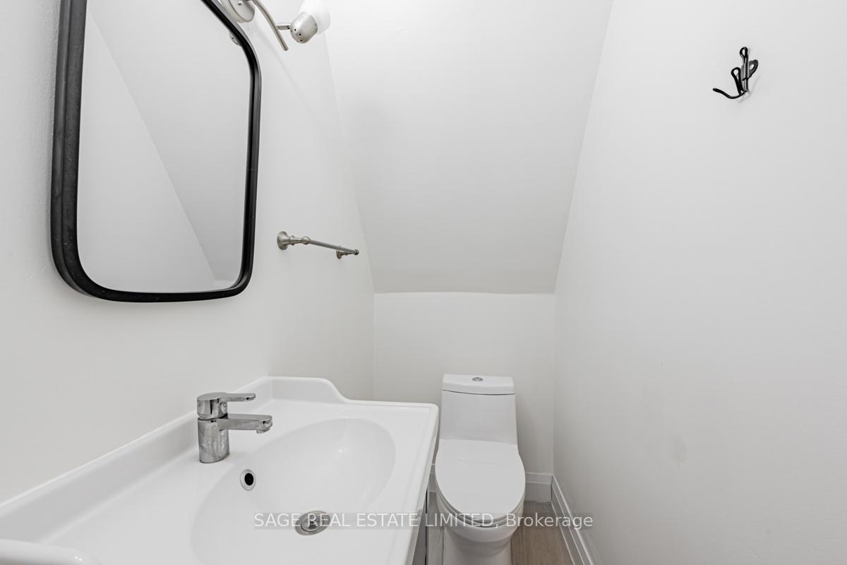 Photo 25 of Unit UPPER, 130 Marchmount Road, Toronto, Wychwood — HOMEH