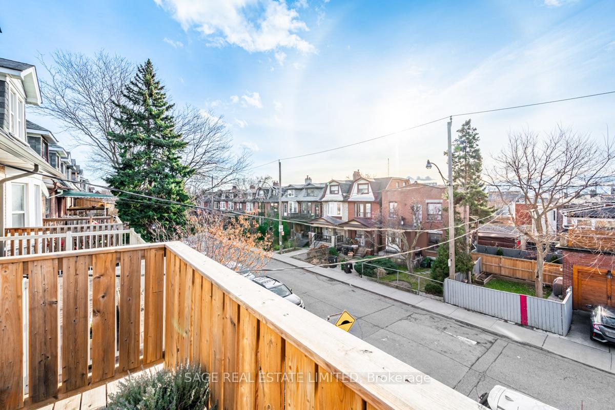 Photo 20 of Unit UPPER, 130 Marchmount Road, Toronto, Wychwood — HOMEH