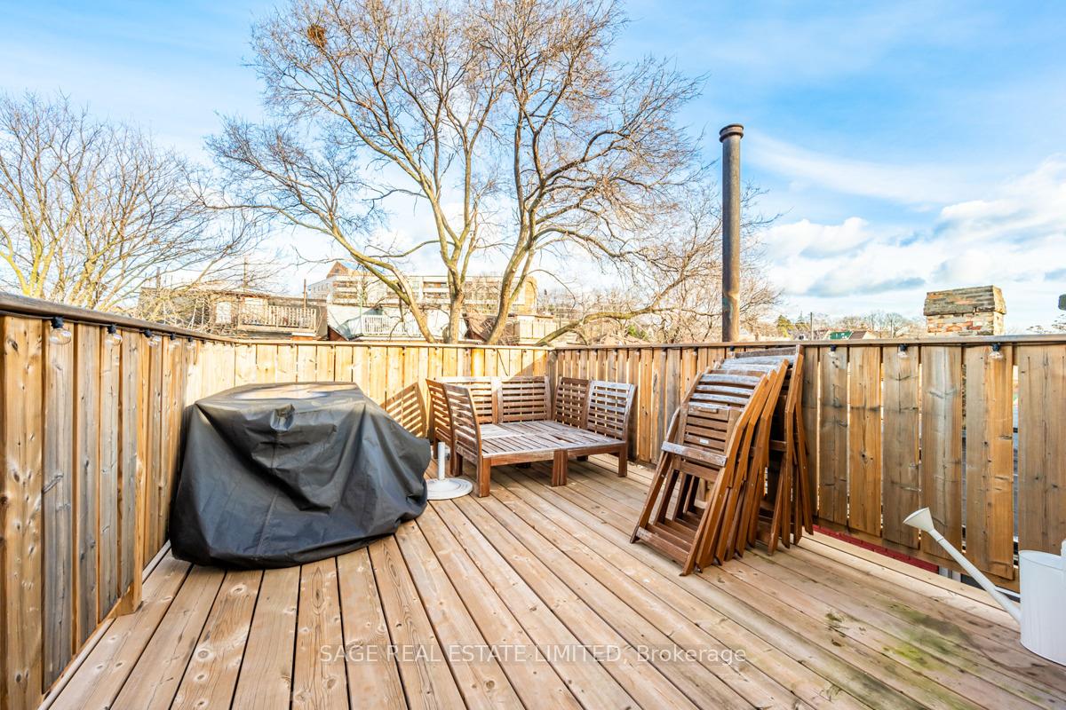 Photo 22 of Unit UPPER, 130 Marchmount Road, Toronto, Wychwood — HOMEH