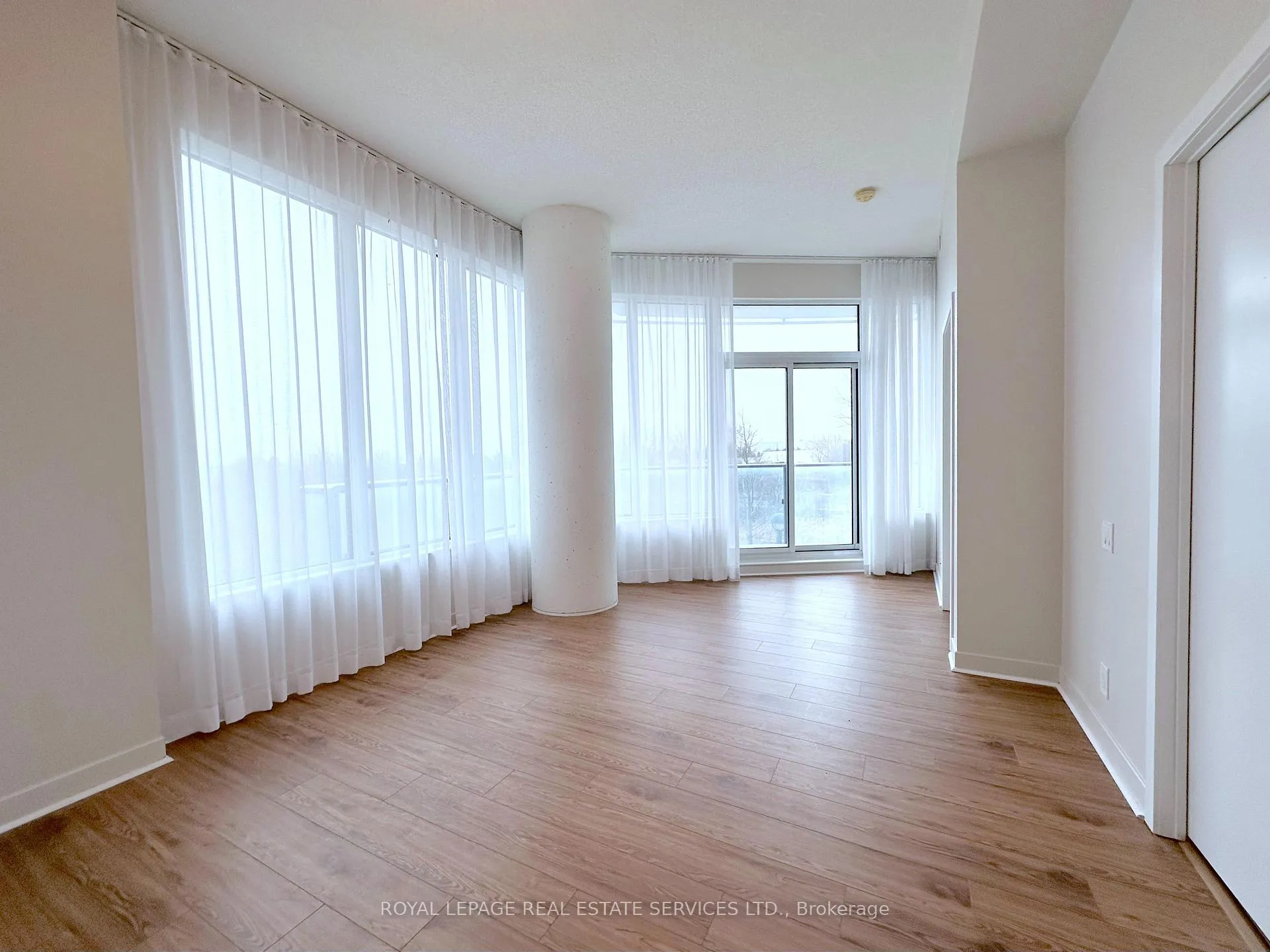 Photo 2 of Unit 304, 188 Clark Boulevard, Brampton, Queen Street Corridor — HOMEH