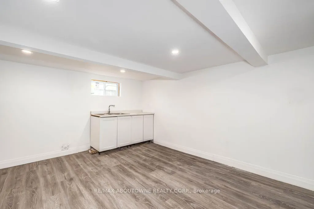 Photo 18 of 126 Harmony Avenue, Hamilton, Homeside — HOMEH