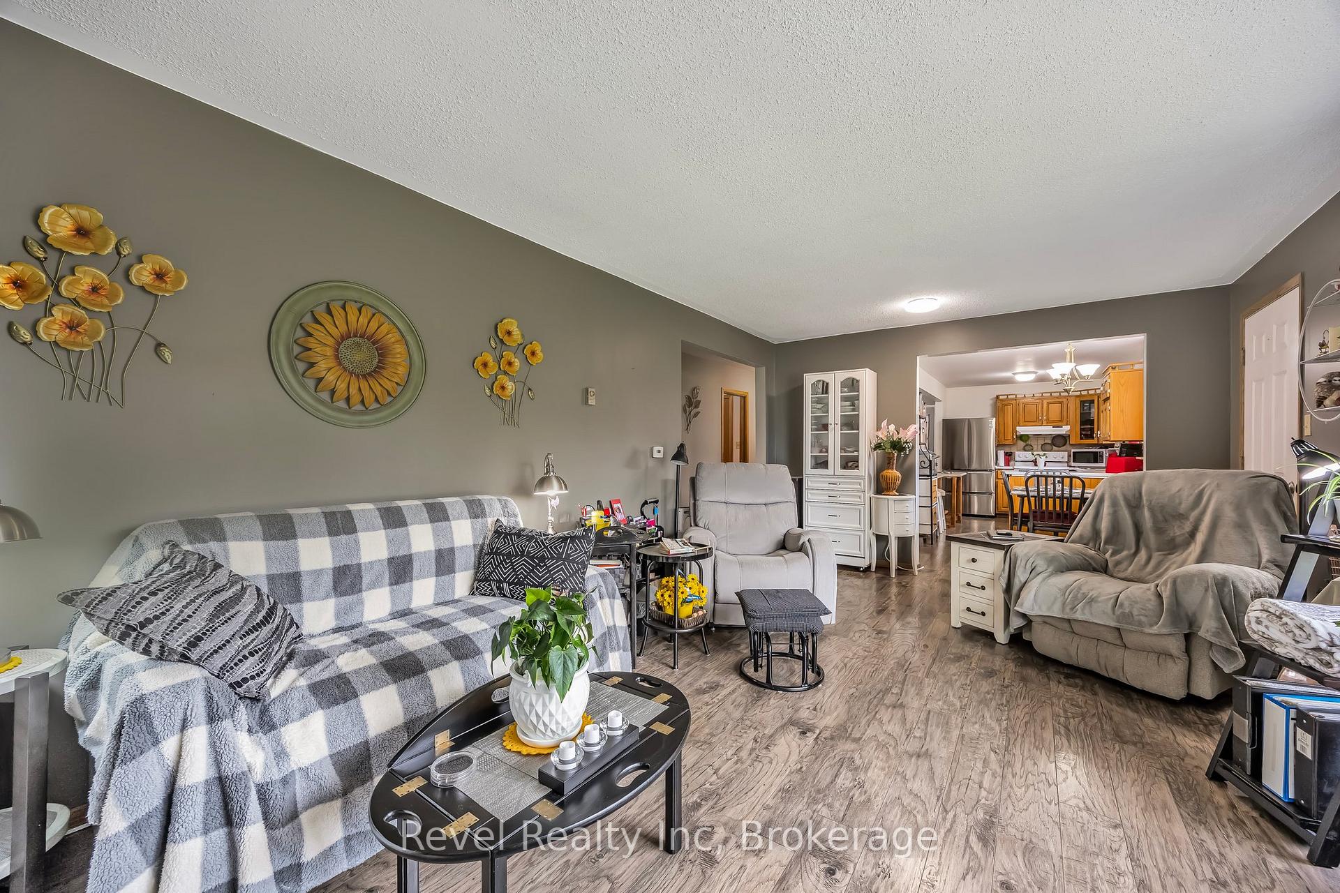 Photo 9 of 1710 Golf Link Road, Tiny, Rural Tiny — HOMEH