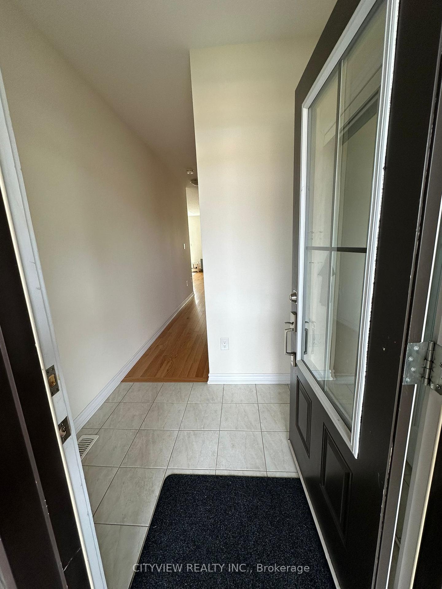 Photo 3 of 280 Explorer way, Thorold, Rolling Meadows — HOMEH