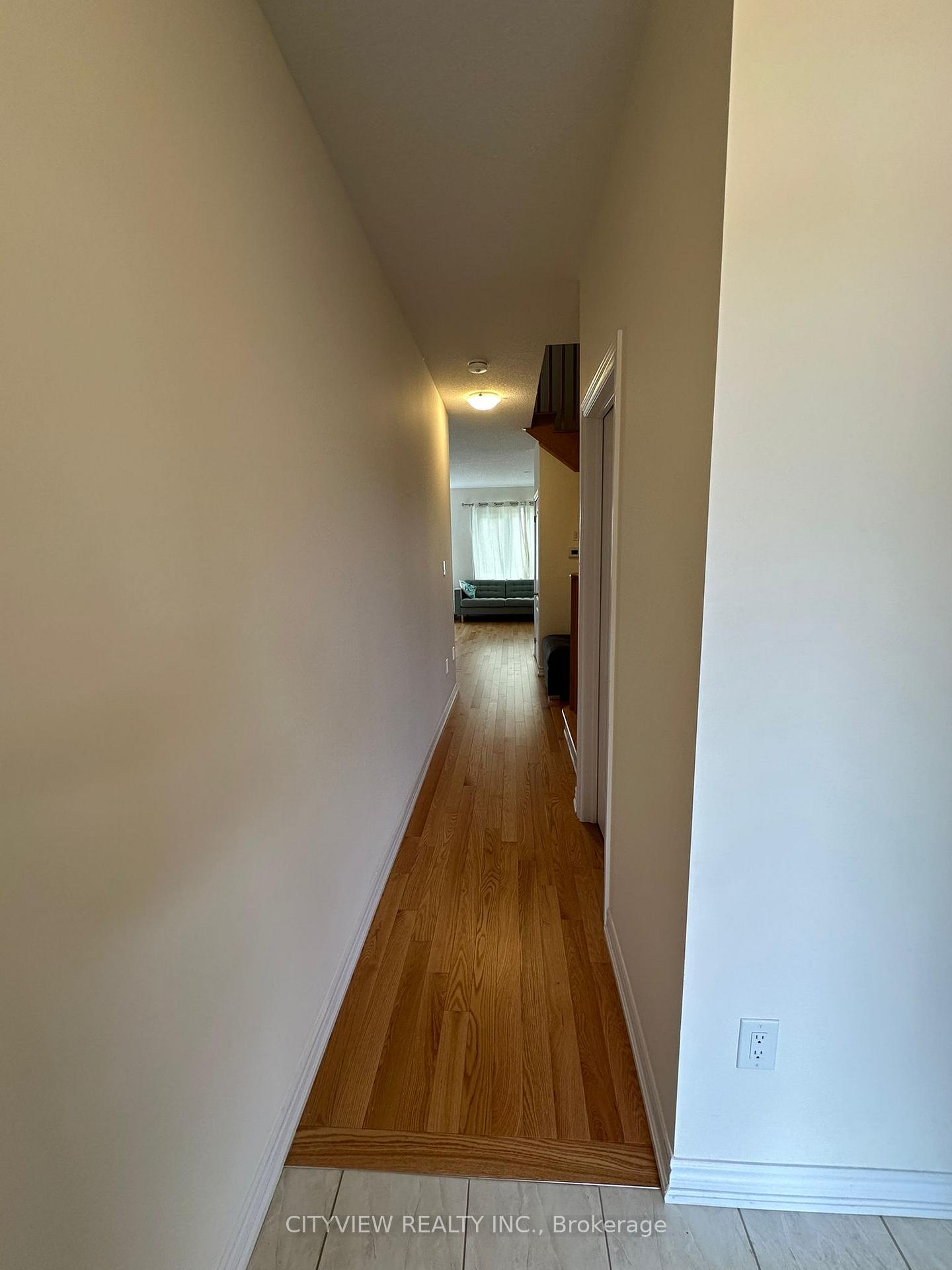 Photo 4 of 280 Explorer way, Thorold, Rolling Meadows — HOMEH