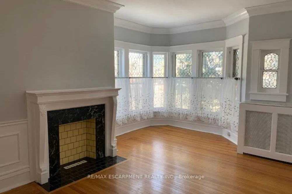 Photo 6 of Unit 1, 2 Undermount Avenue, Hamilton, Kirkendall — HOMEH