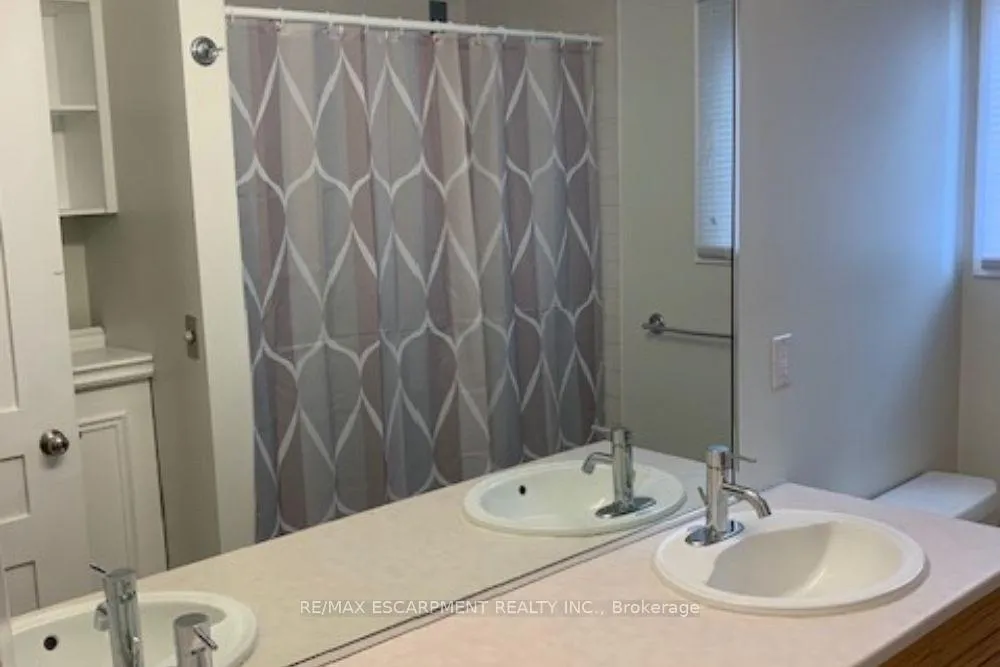 Photo 11 of Unit 1, 2 Undermount Avenue, Hamilton, Kirkendall — HOMEH