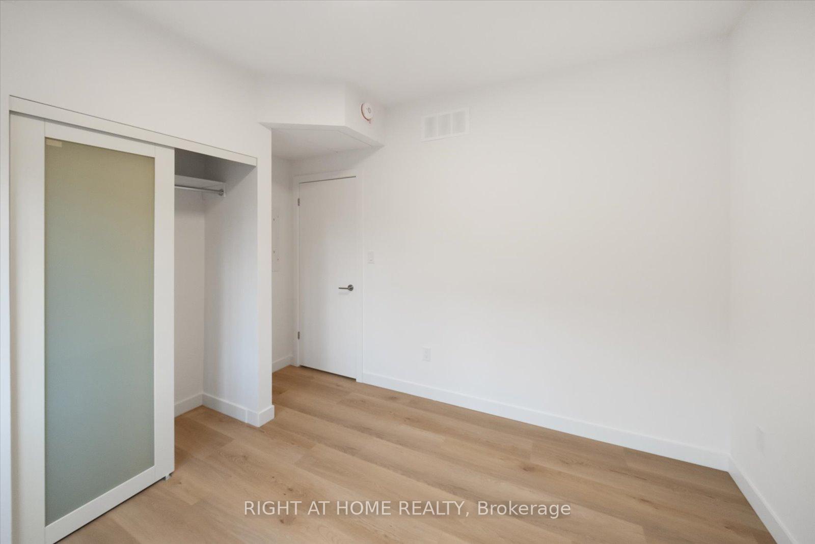Photo 3 of Unit 7, 321 St George Street, Toronto, The Annex — HOMEH