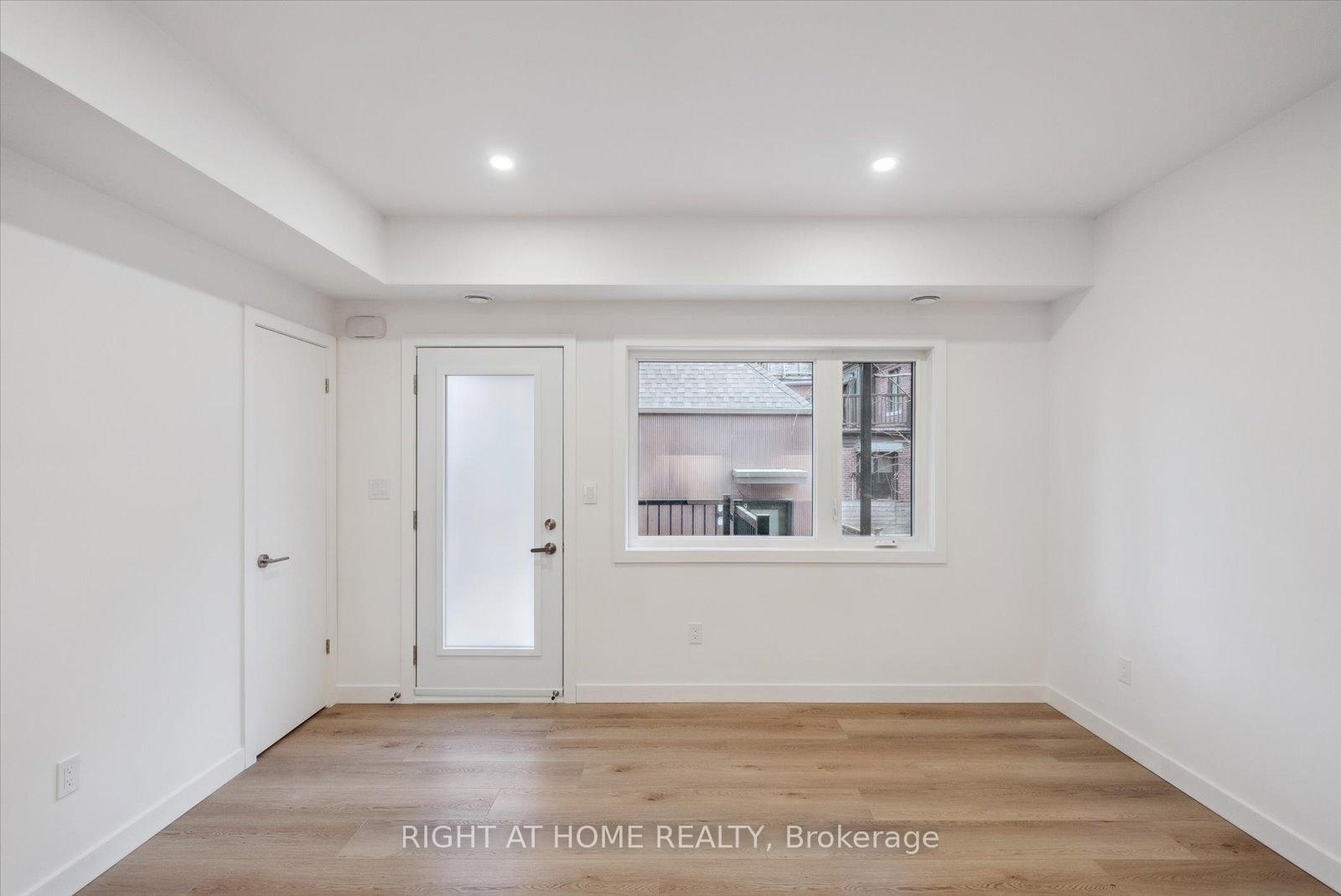 Photo 4 of Unit 7, 321 St George Street, Toronto, The Annex — HOMEH