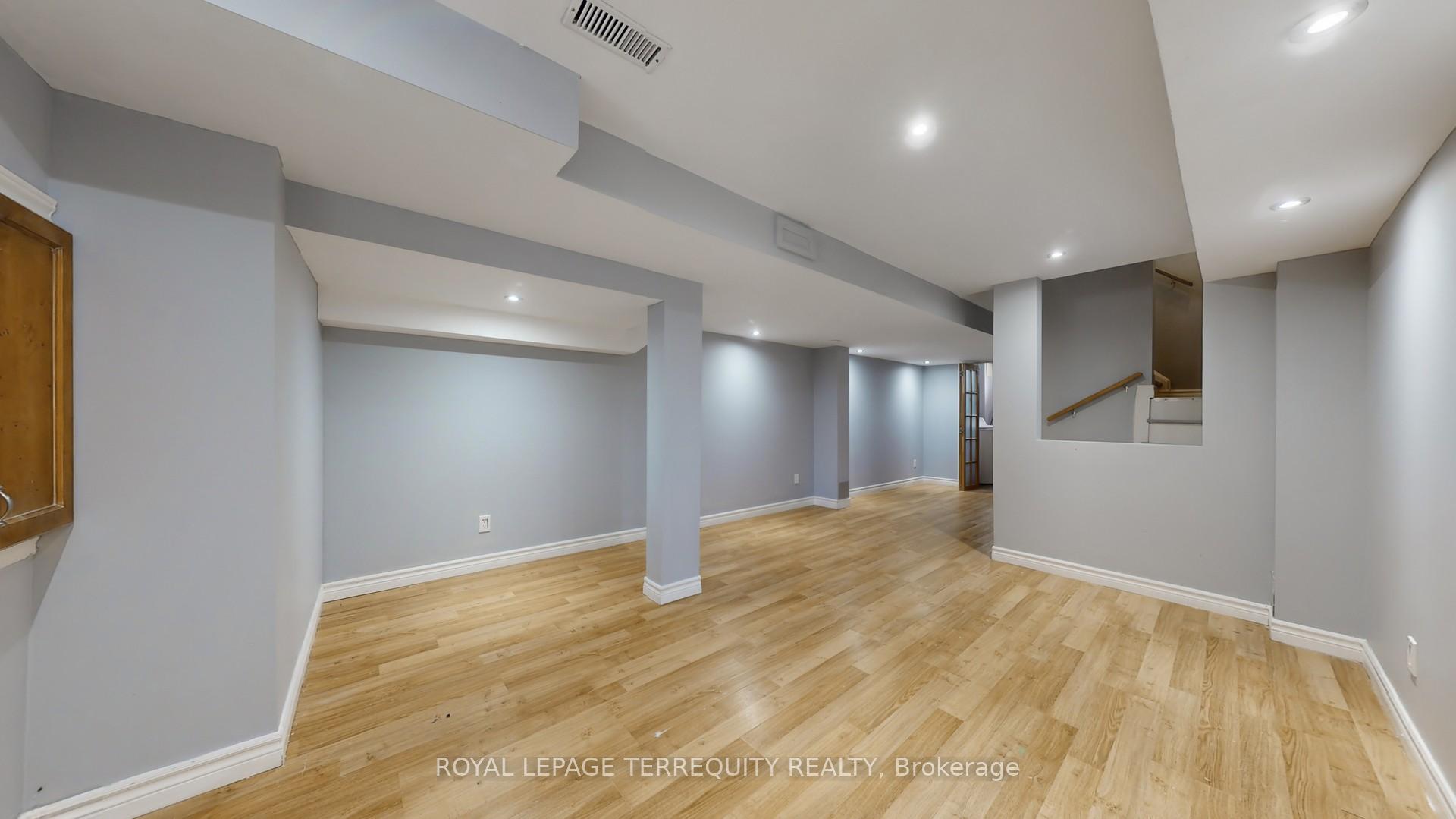 Photo 25 of 411 Dawes Road, Toronto, O'Connor-Parkview — HOMEH