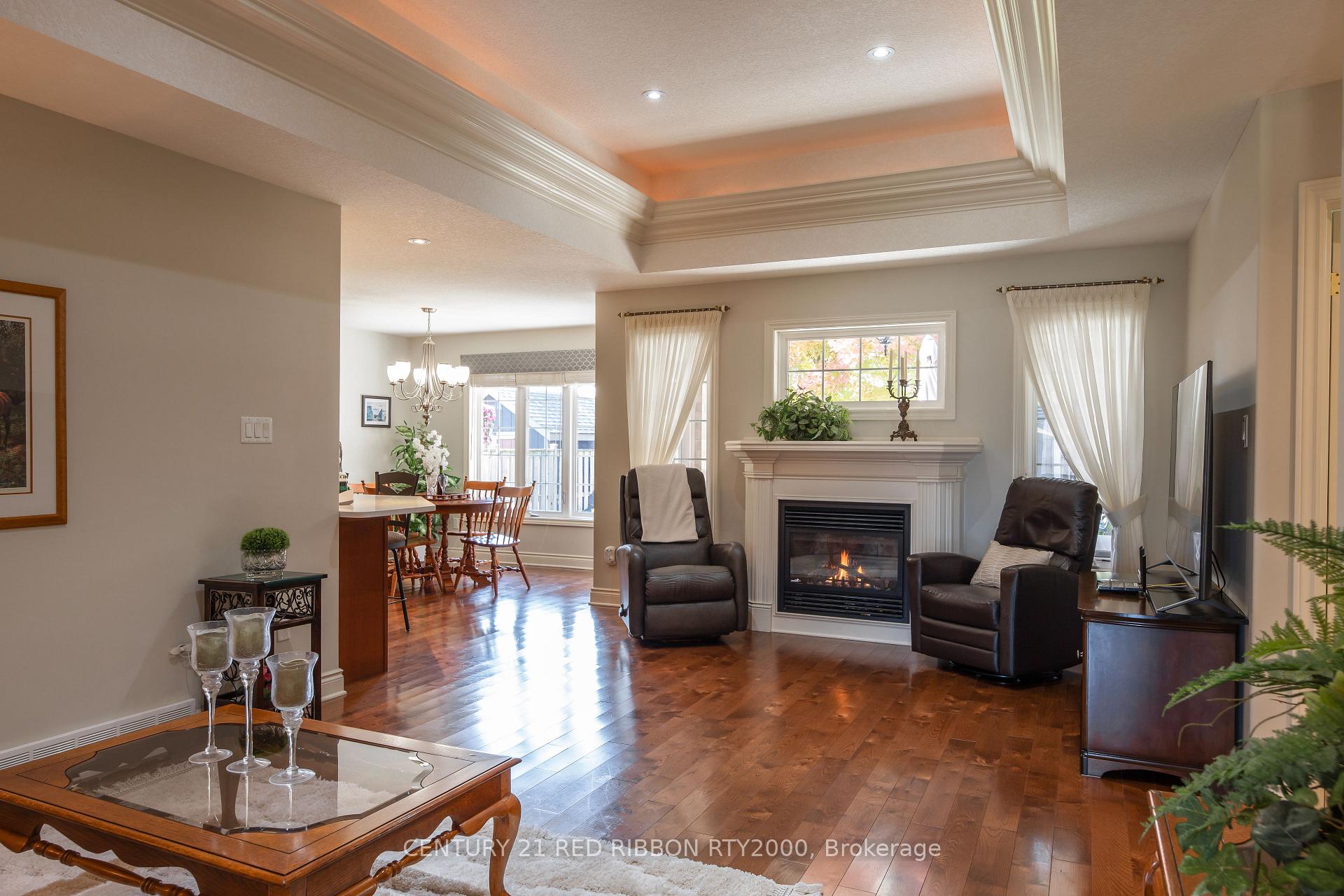 Photo 4 of 132 Deborah Drive, Strathroy-Caradoc, NE — HOMEH