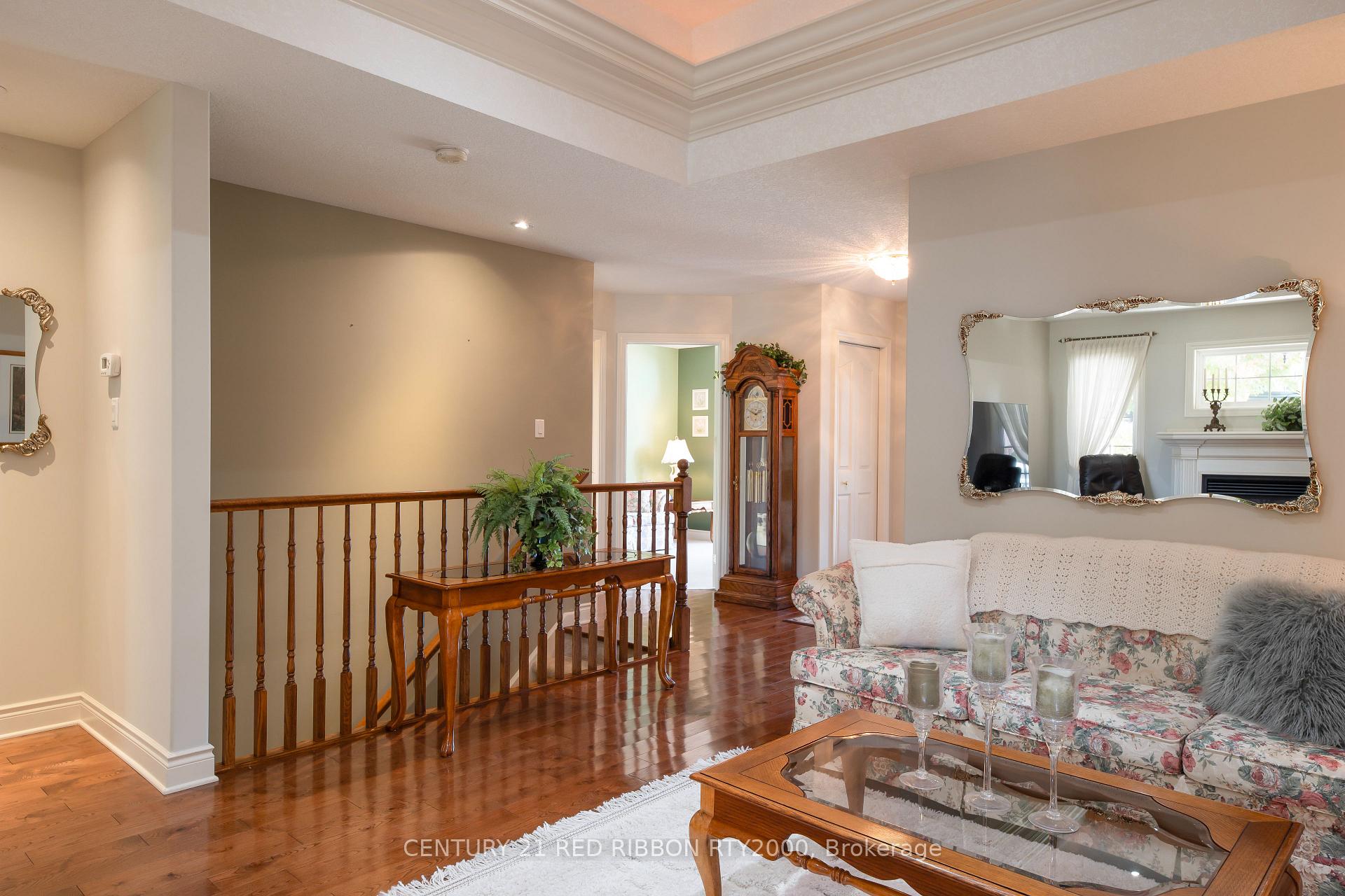 Photo 6 of 132 Deborah Drive, Strathroy-Caradoc, NE — HOMEH