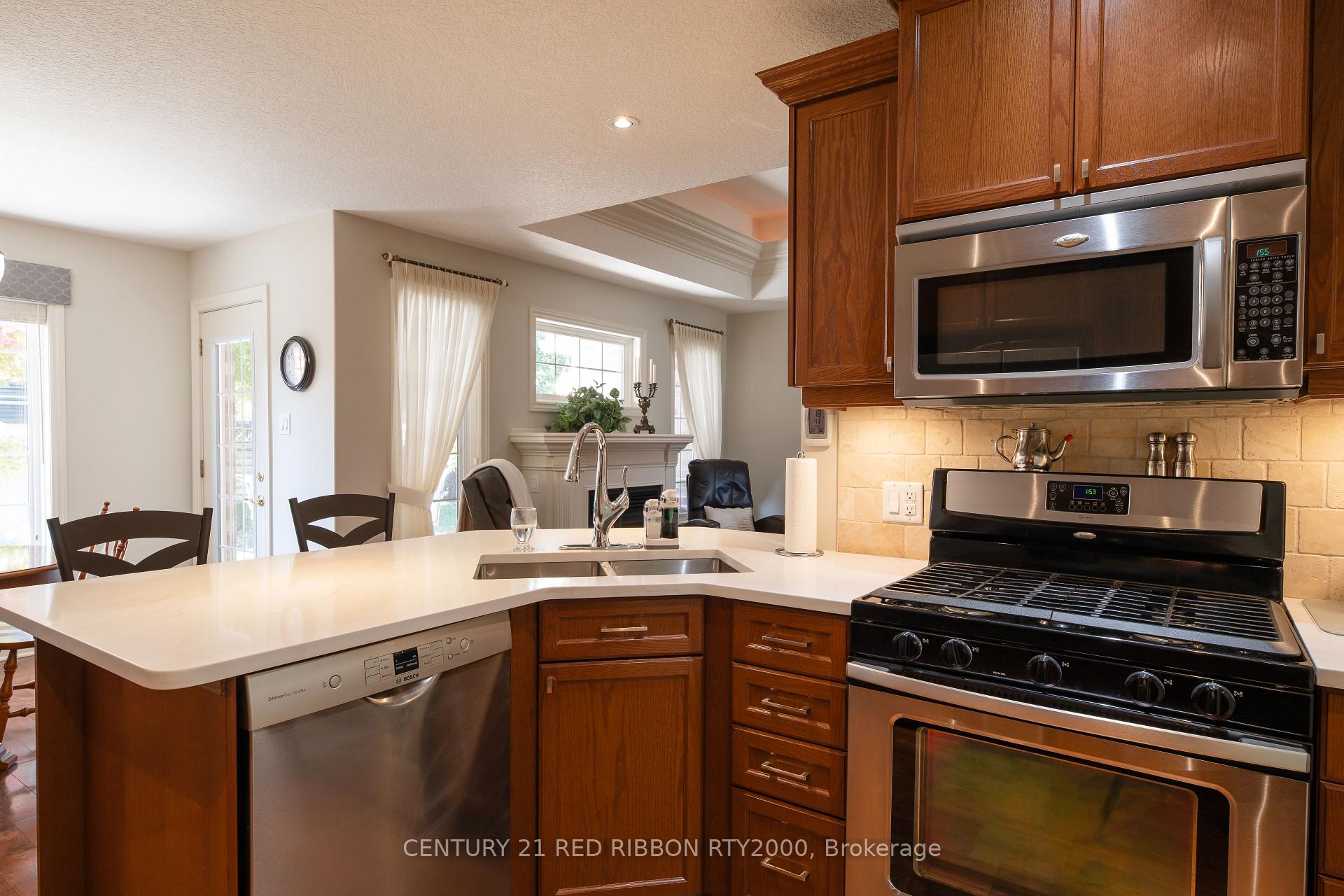 Photo 9 of 132 Deborah Drive, Strathroy-Caradoc, NE — HOMEH