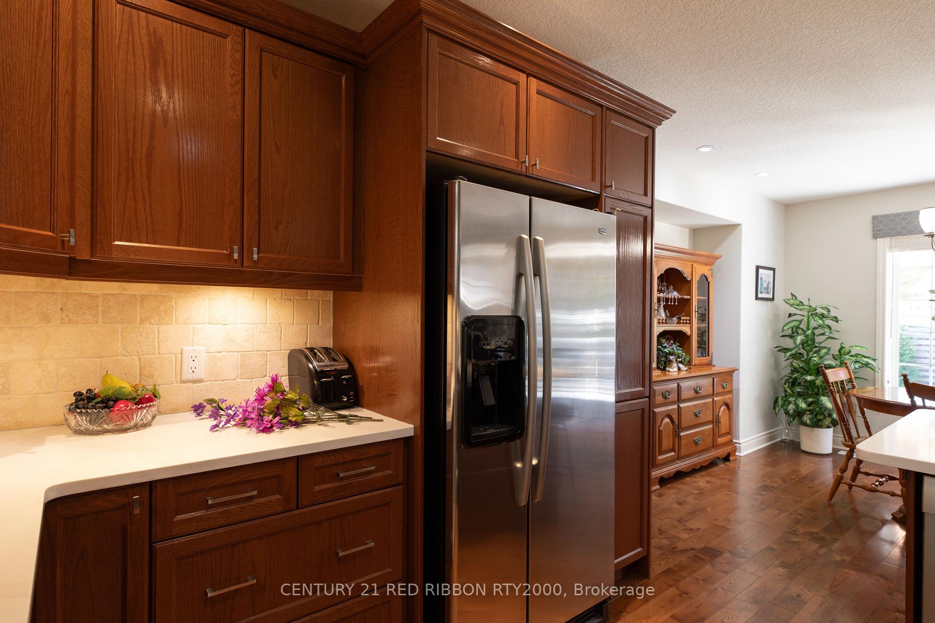Photo 10 of 132 Deborah Drive, Strathroy-Caradoc, NE — HOMEH