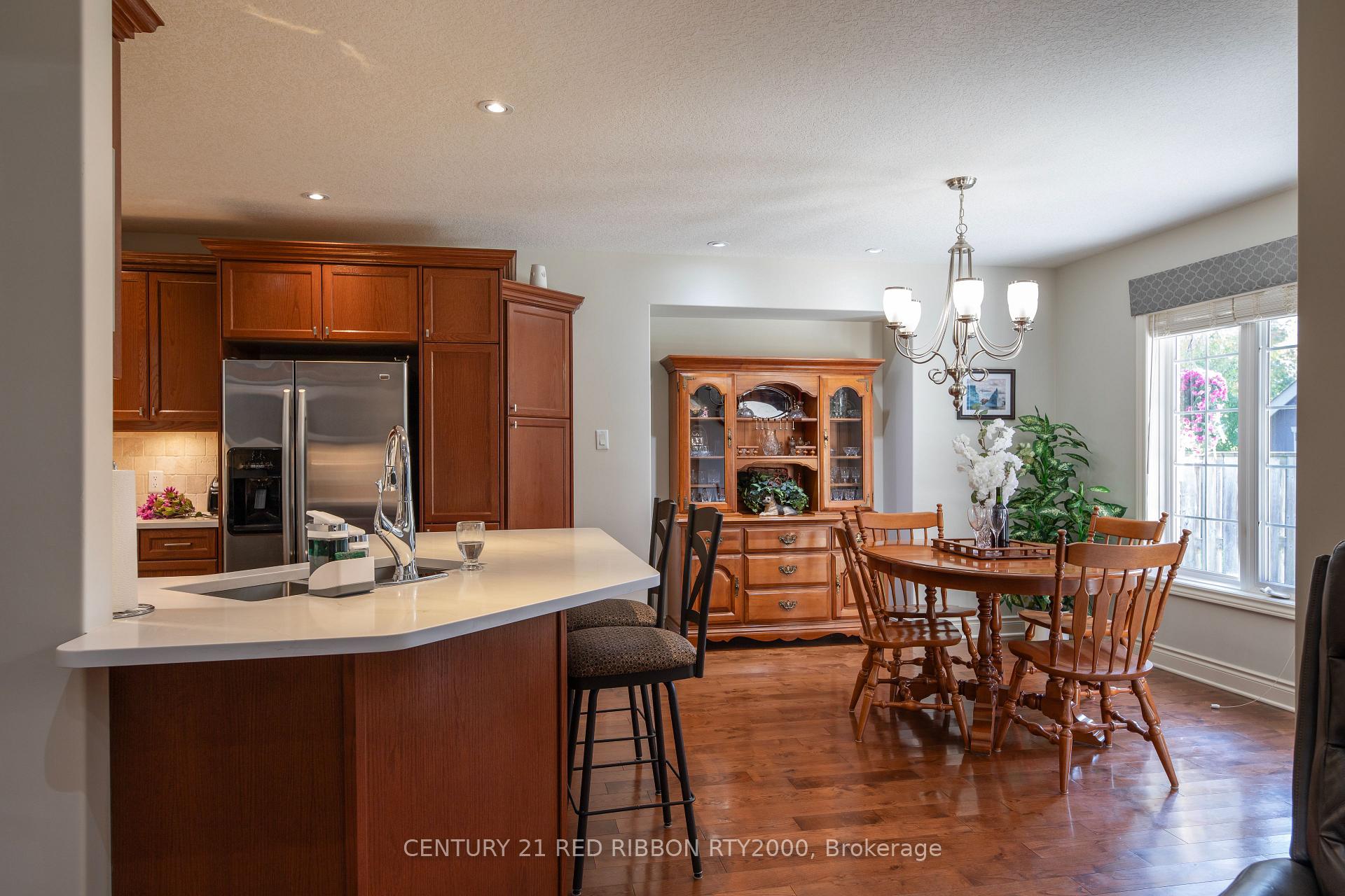 Photo 11 of 132 Deborah Drive, Strathroy-Caradoc, NE — HOMEH