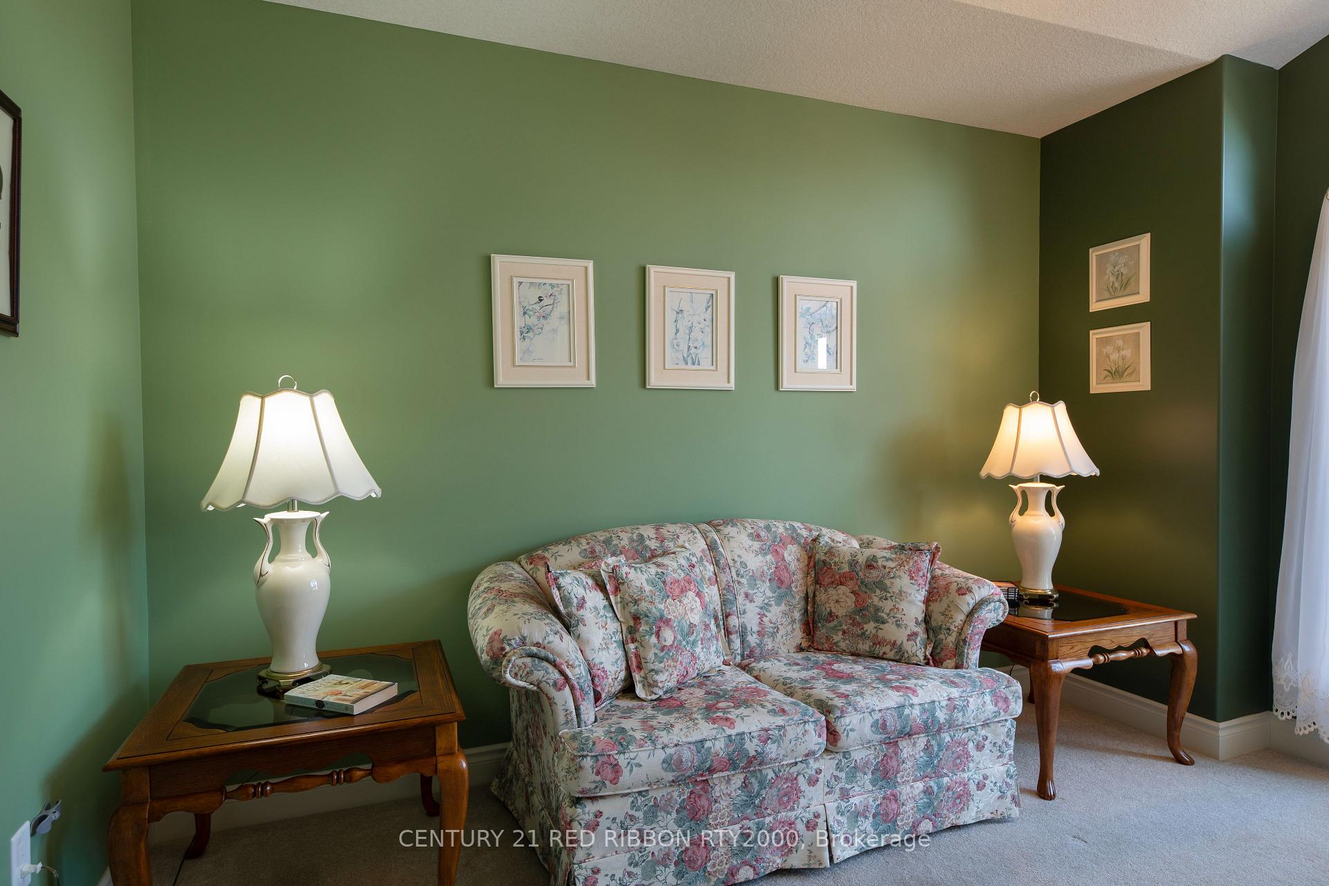 Photo 19 of 132 Deborah Drive, Strathroy-Caradoc, NE — HOMEH